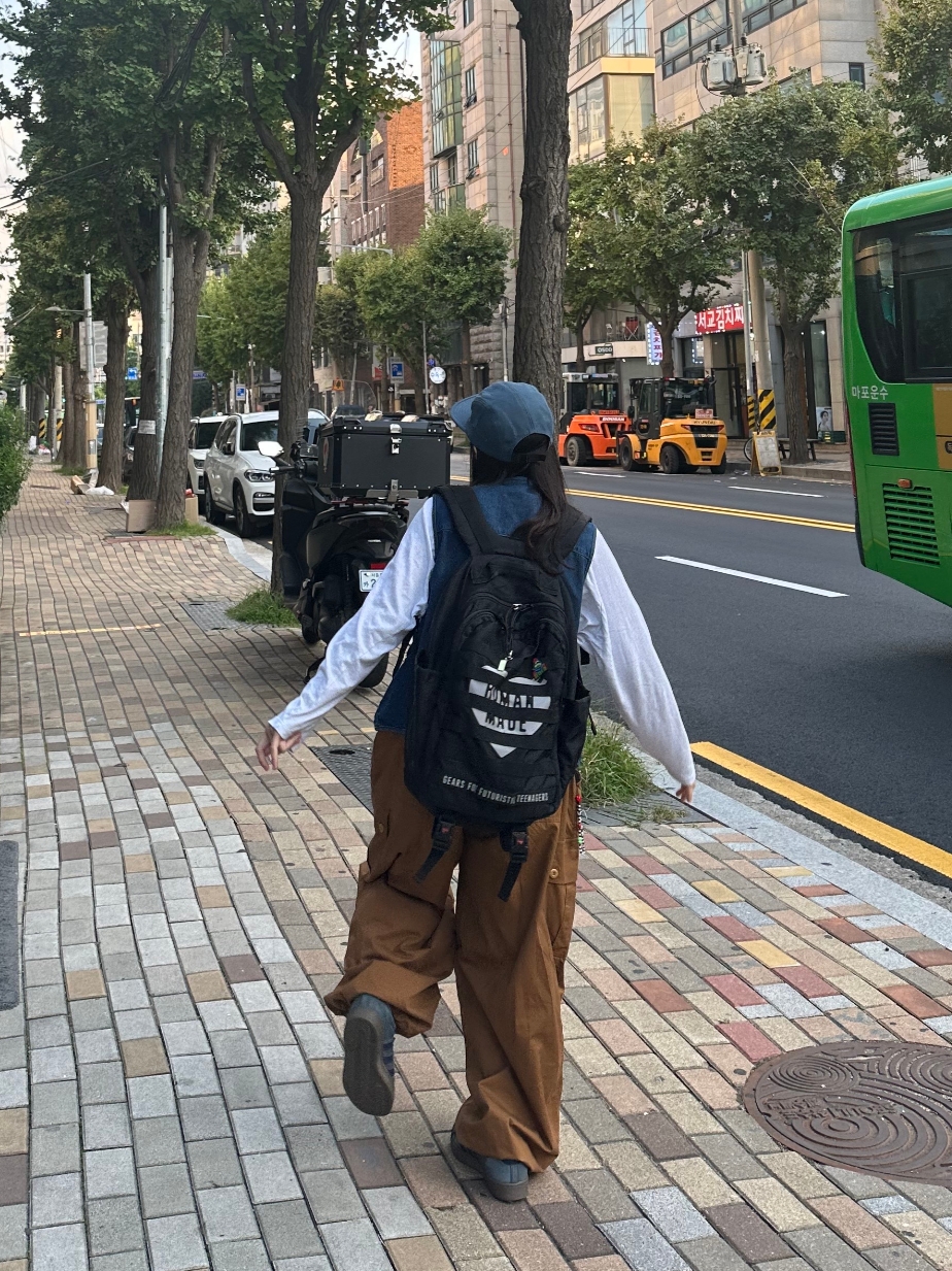 Adidas Superstar Dark Navy, Human Made Military Backpack Black 착용 스타일 - 1