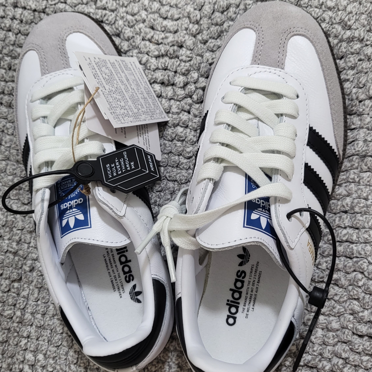 Adidas Samba OG Cloud White 착용 스타일