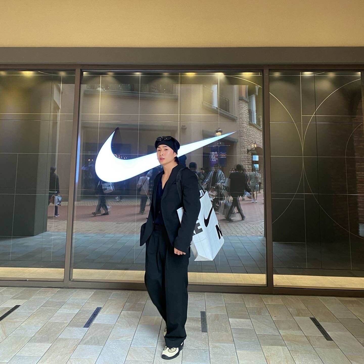 Nike x Stussy Air Penny II Rattan and Limestone 착용 스타일