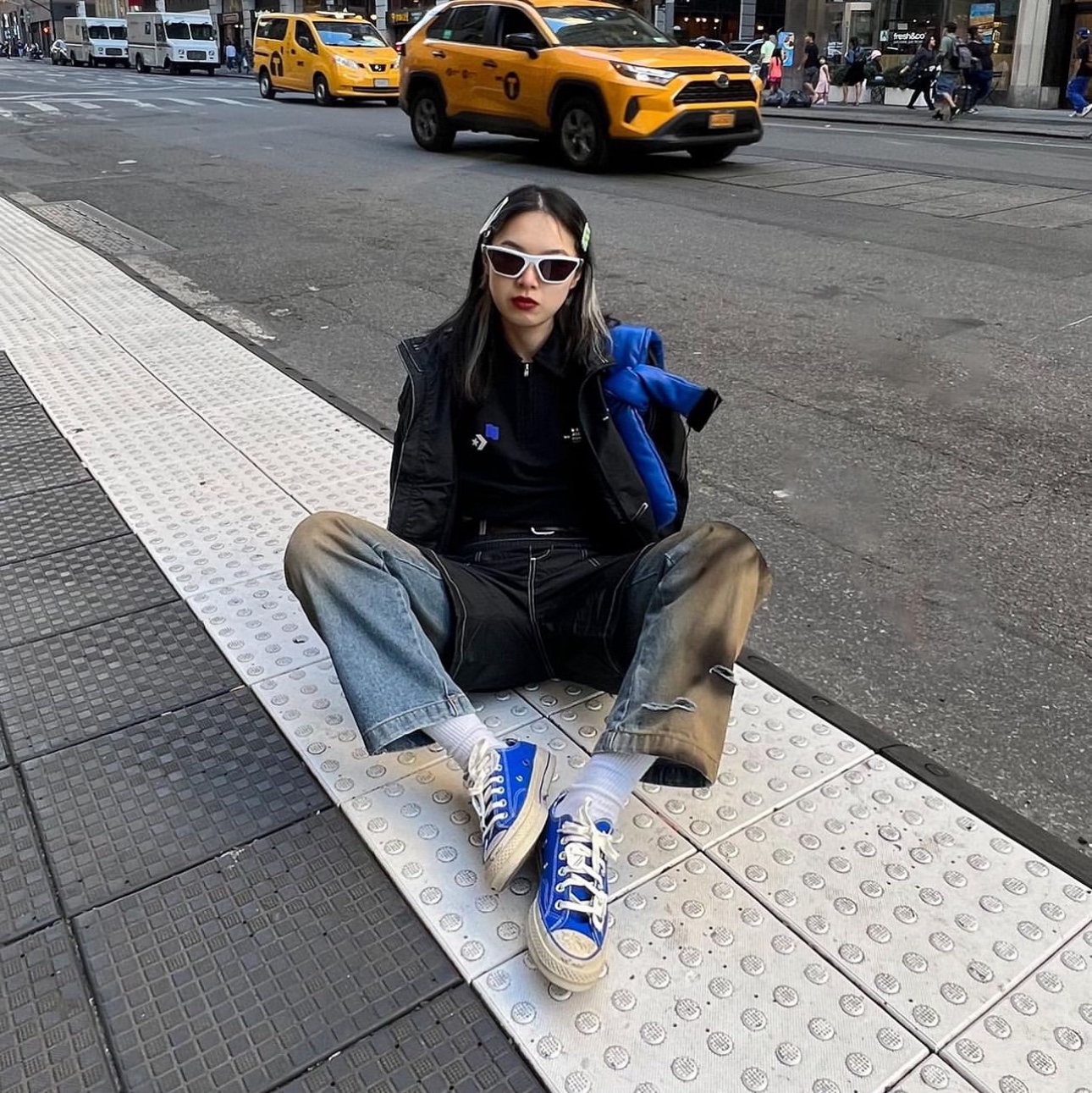 Converse x Ader Error Chuck 70 Ox Imperial Blue 착용 스타일 - 1