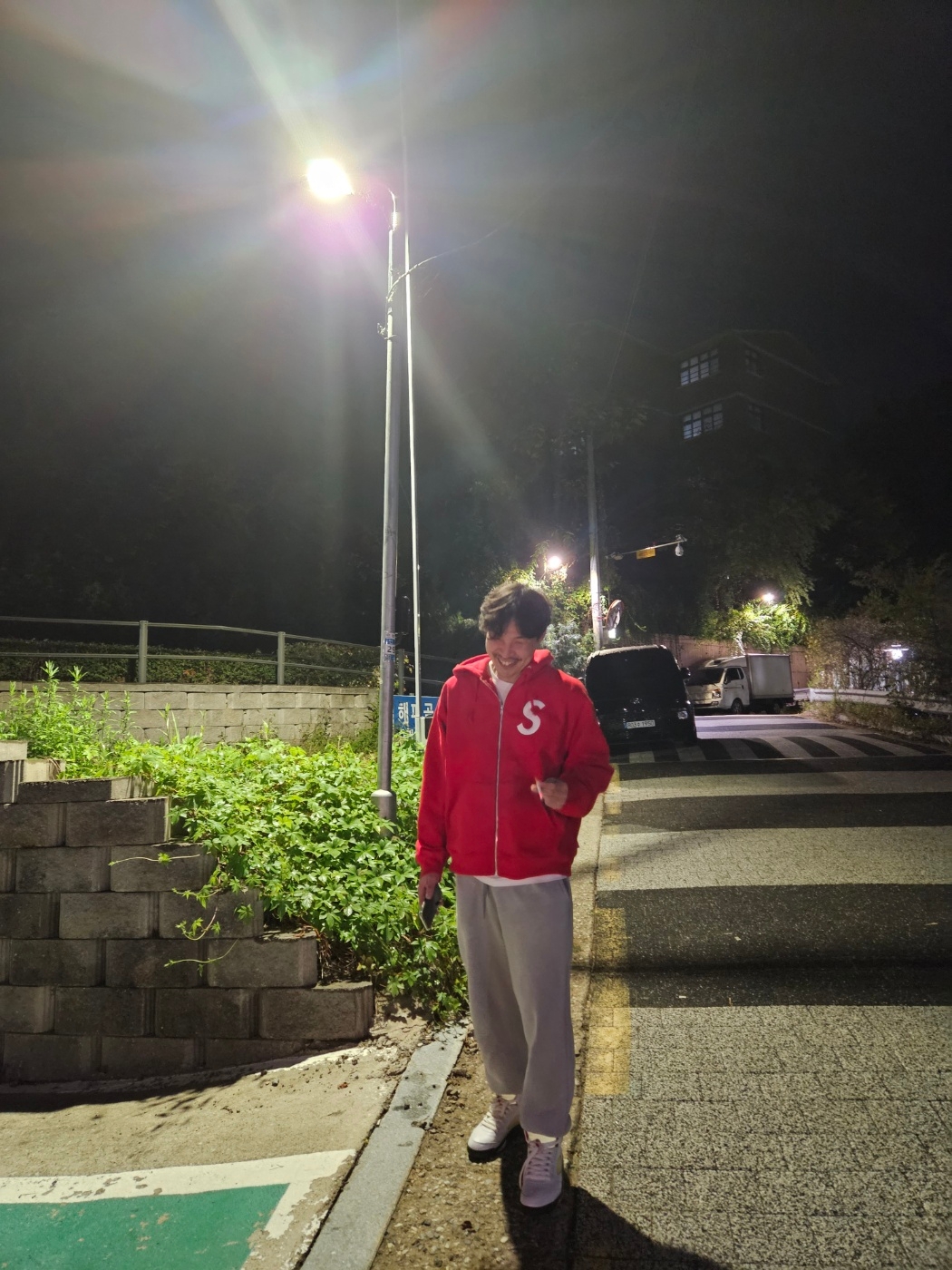 Supreme S Logo Zip Up Hooded Sweatshirt Red - 23FW, Jordan 5 Retro Fire Red Silver Tongue 2020 착용 스타일