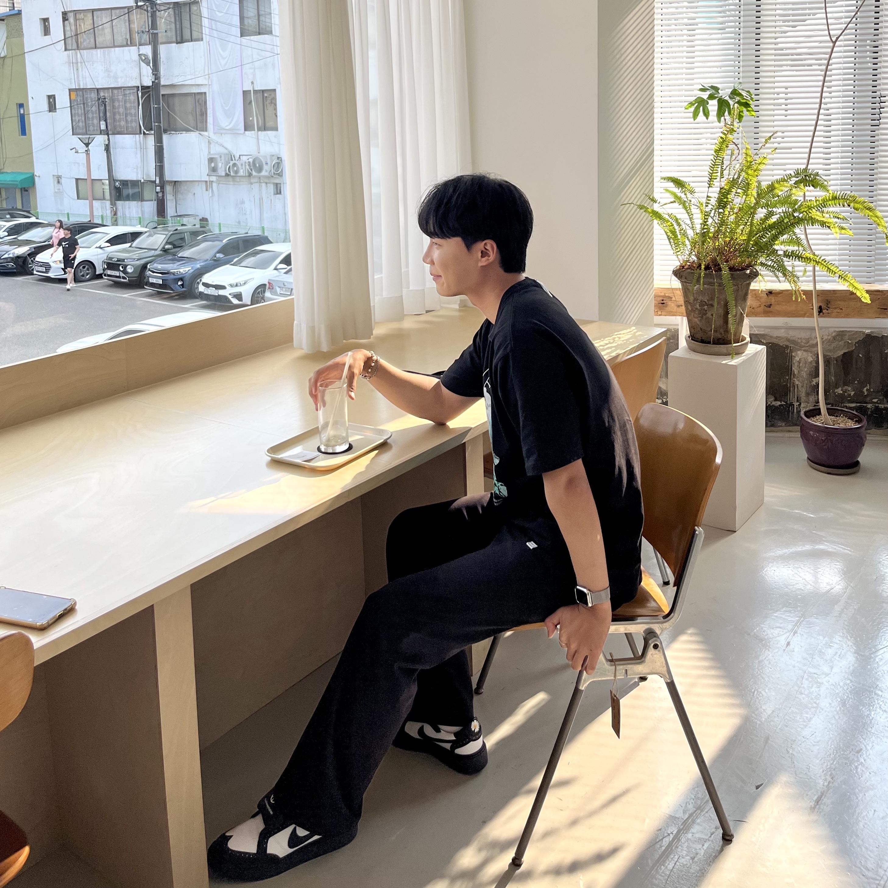 Nike x Peaceminusone Kwondo1 Black and White 착용 스타일