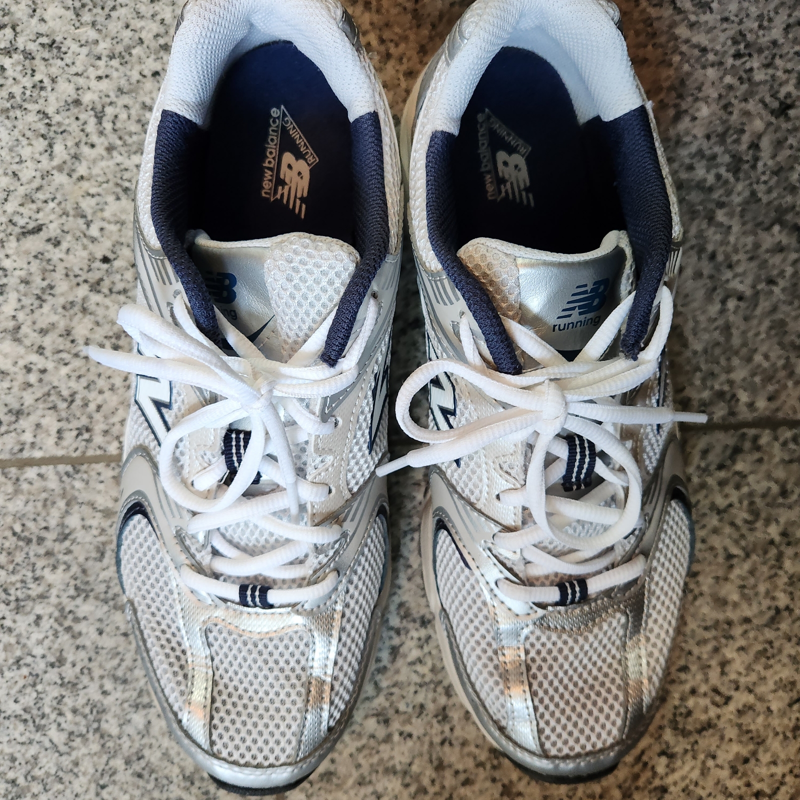New Balance 530 Steel Grey 착용 스타일