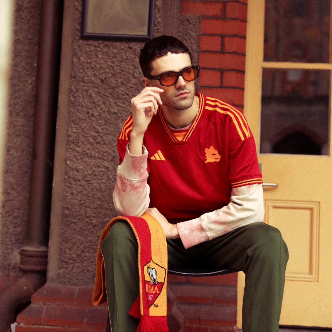 Adidas AS Roma 2023/24 Home Jersey Team Victory Red - US Sizing (Non Marking Ver.) 착용 스타일 - 6