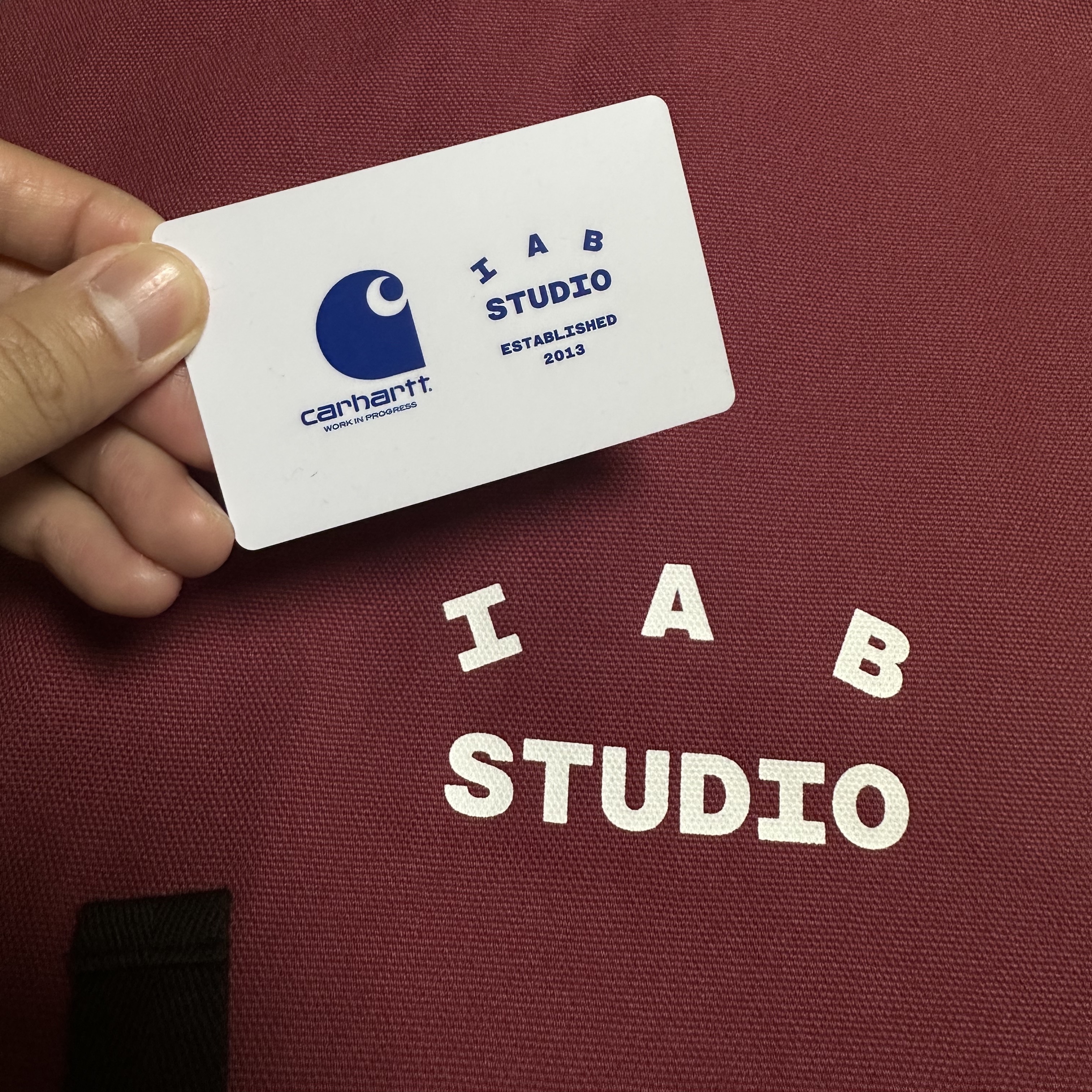 Carhartt WIP x IAB Studio Canvas Apron Tobacco 착용 스타일 - 2