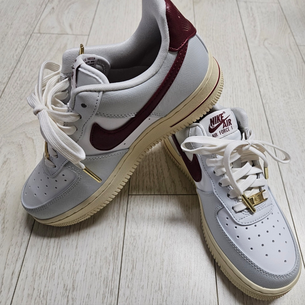 (W) Nike Air Force 1 '07 SE Pandant 착용 스타일