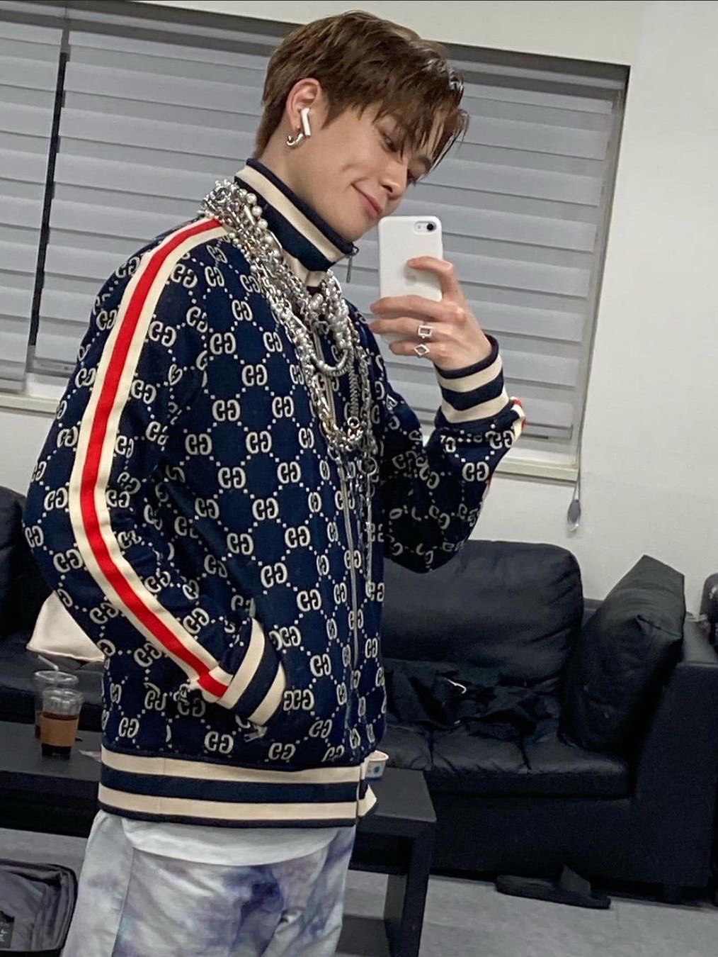 Gucci GG Jacquard Cotton Jacket Blue Ivory 착용 스타일