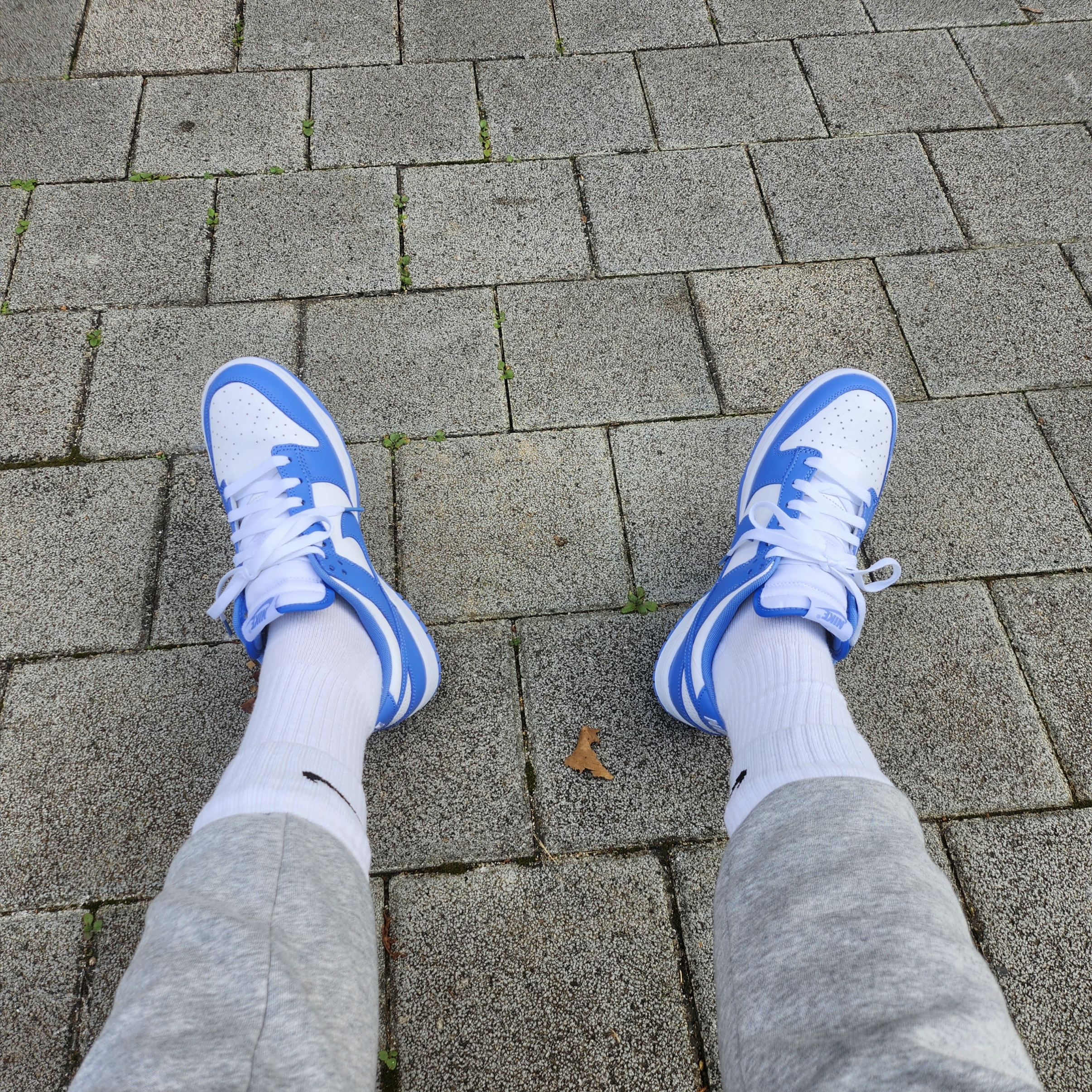 Nike Dunk Low Retro White Polar Blue 착용 스타일