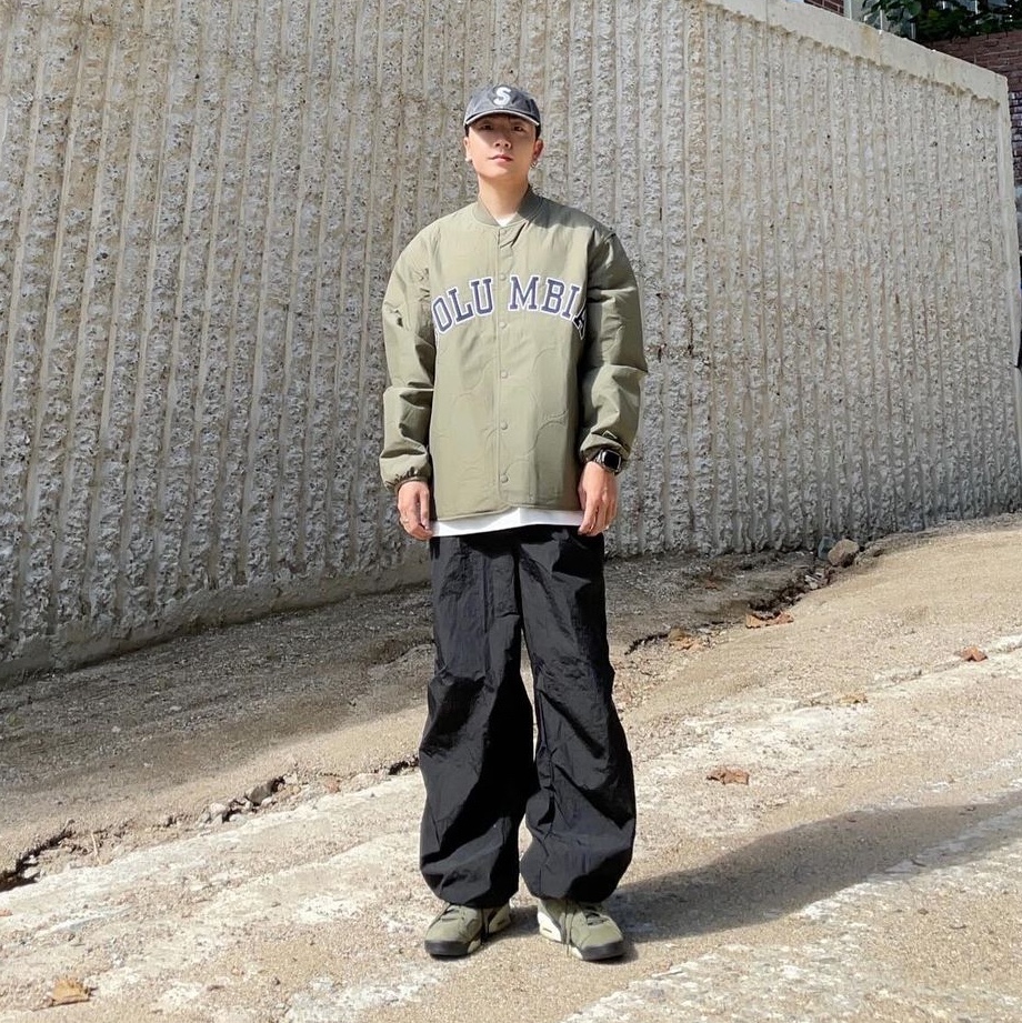 Supreme Pigment Canvas S Logo 6-Panel Black - 23SS, Jordan 6 x Travis Scott Retro Olive 착용 스타일