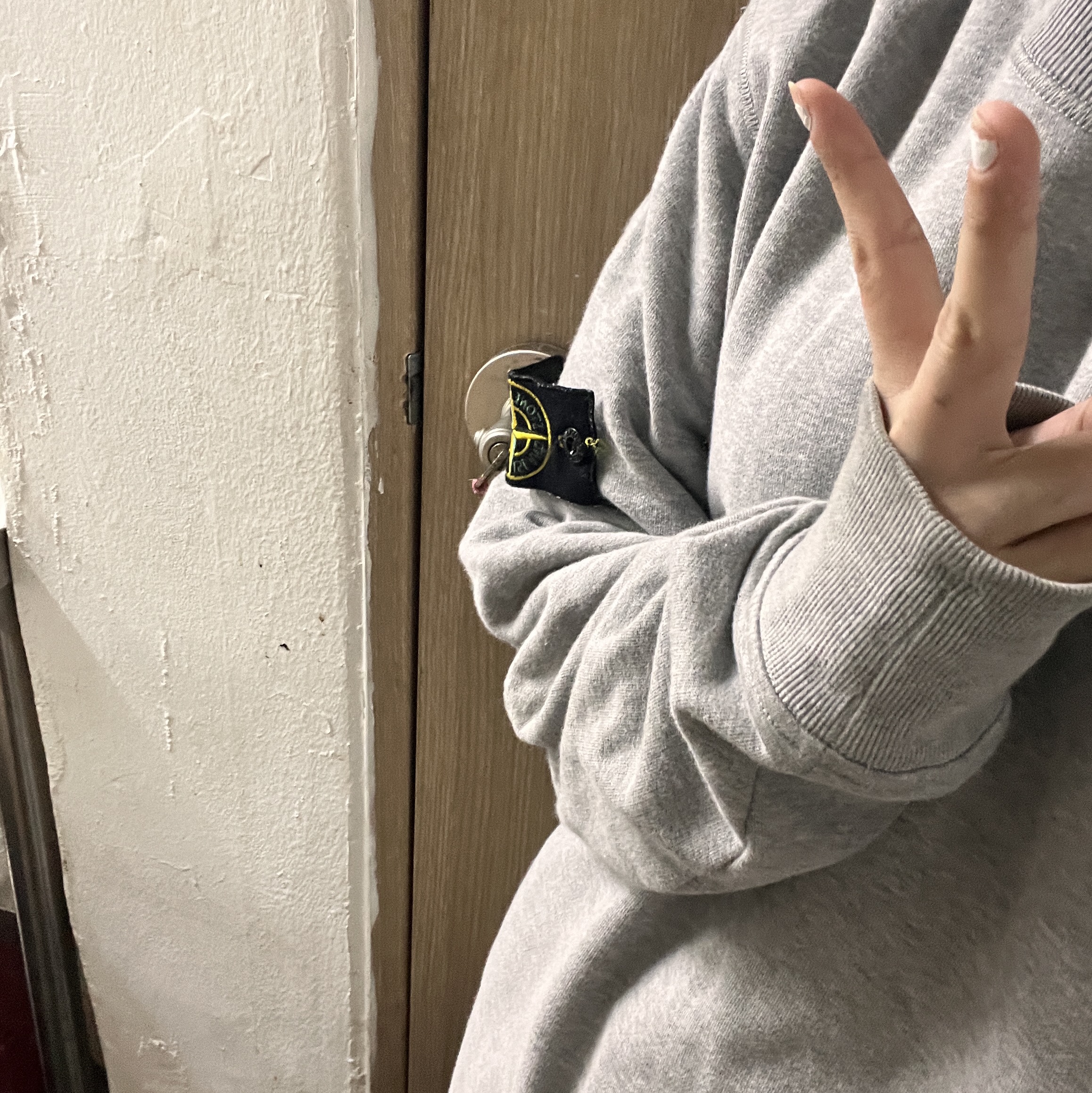 Stone Island 63020 Crewneck Sweatshirt Melange Grey - 22FW 착용 스타일