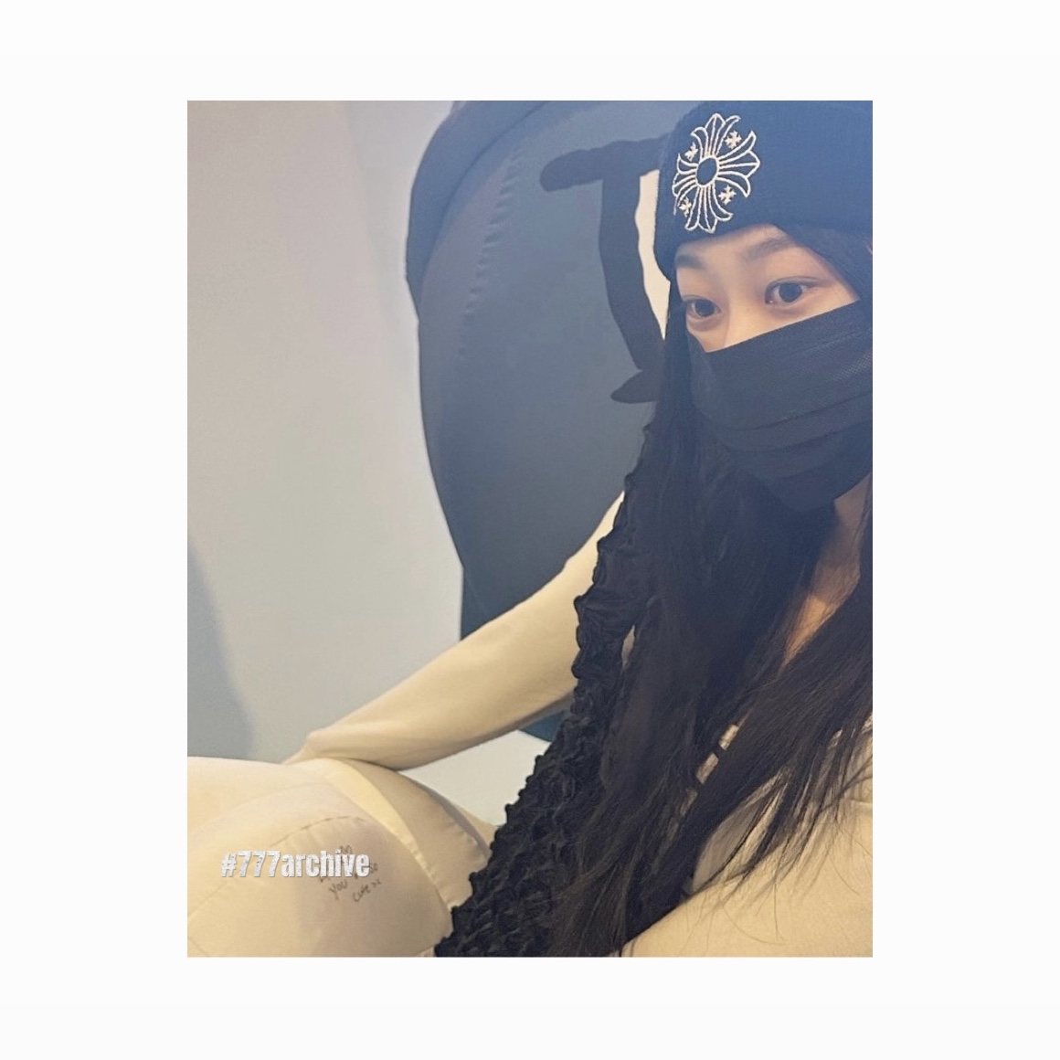 Balenciaga Logo Cap Lead Black, Chrome Hearts Wool Beanie Black White 착용 스타일 - 3