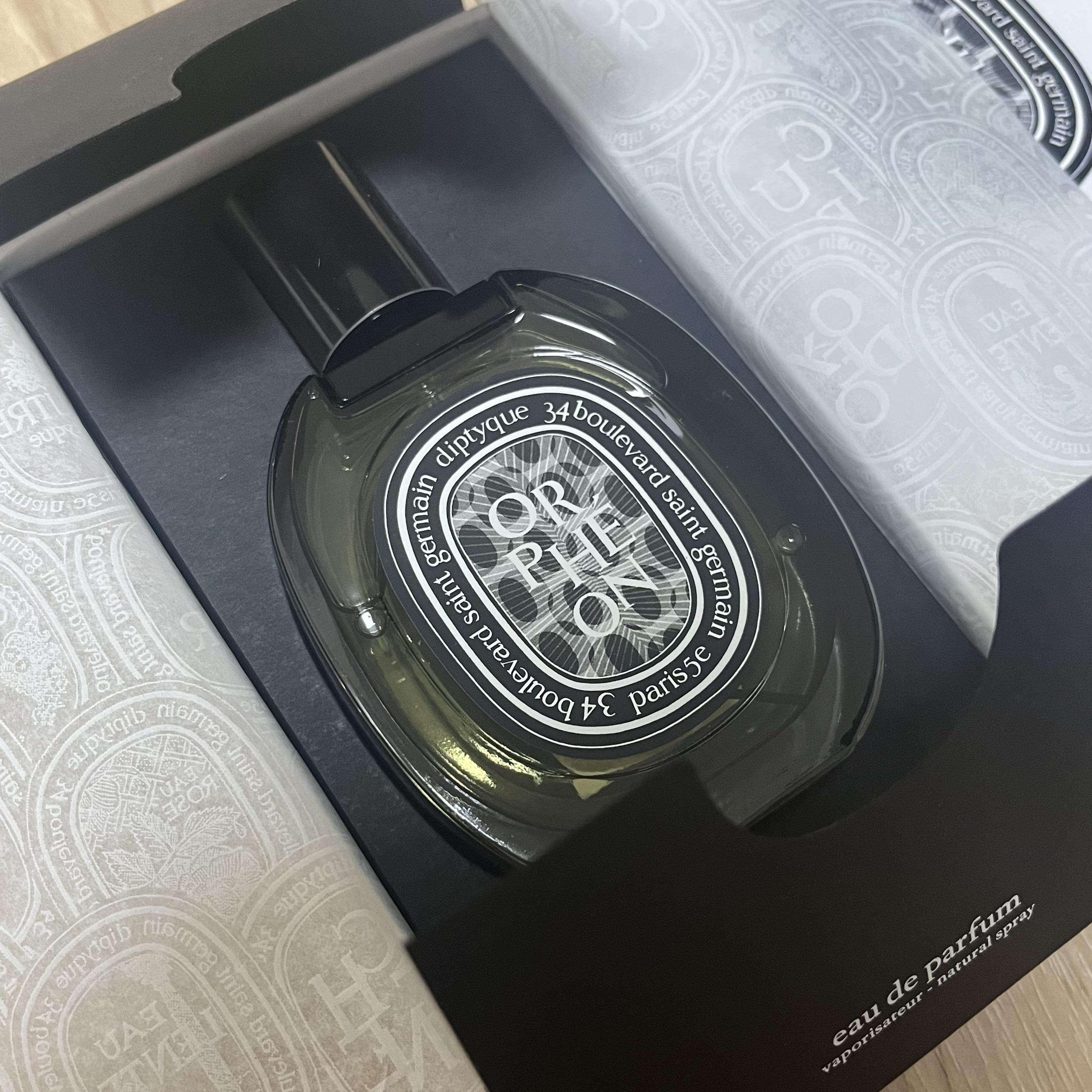 Diptyque Orpheon Eau De Parfum 75ml 착용 스타일