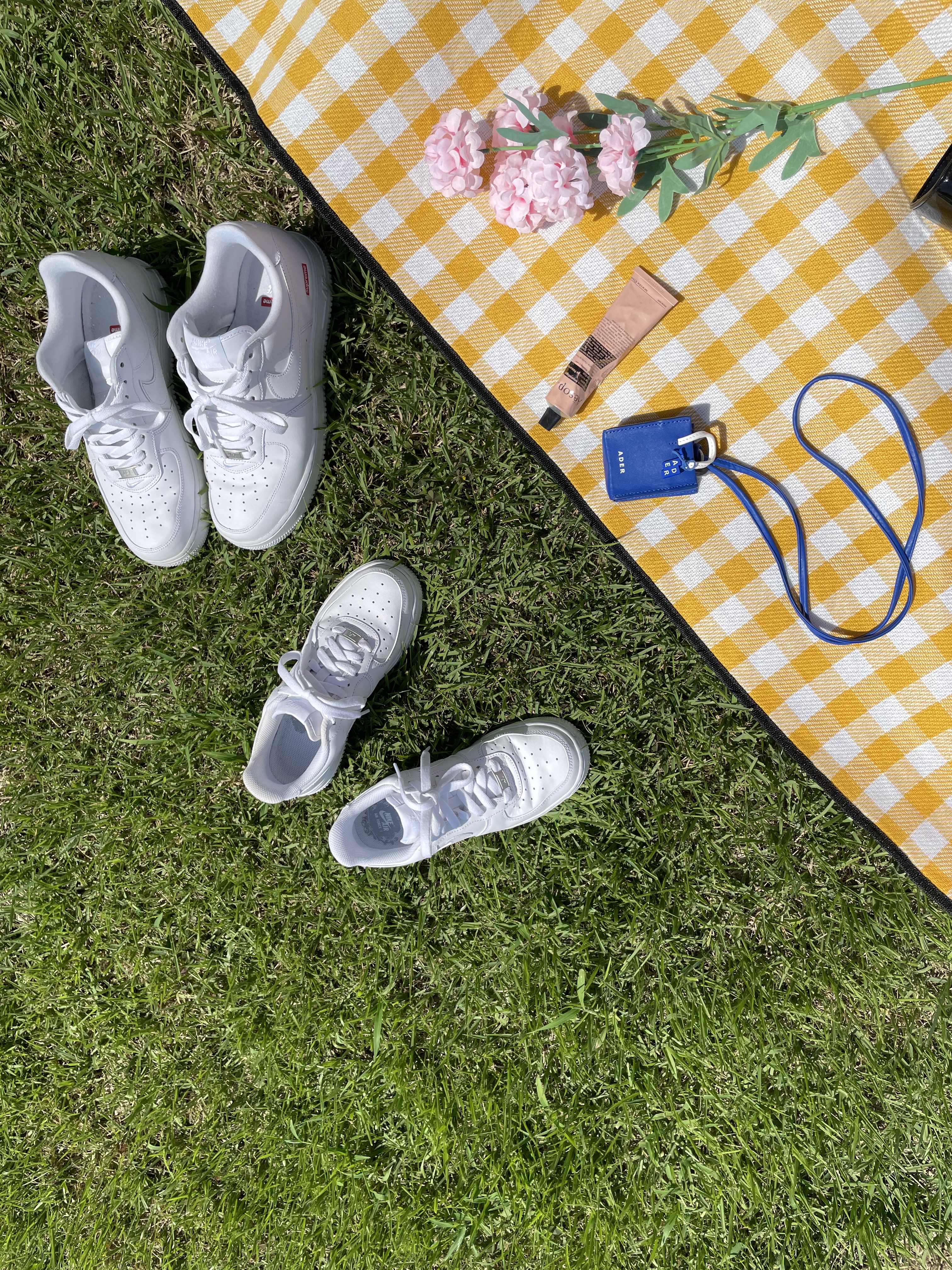 Ader Error Mini Blue Bag Blue, (W) Nike Air Force 1 '07 Low White 착용 스타일 - 3