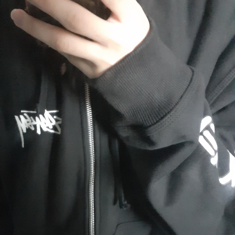 Stussy Big Cities Zip Hoodie Black 착용 스타일 - 1