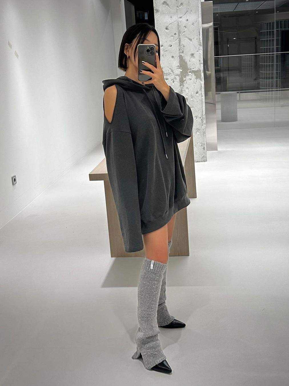 Porta Women Boucle Knit Leg Warmer Grey, Porta Women Boucle Knit Leg Warmer Black 착용 스타일