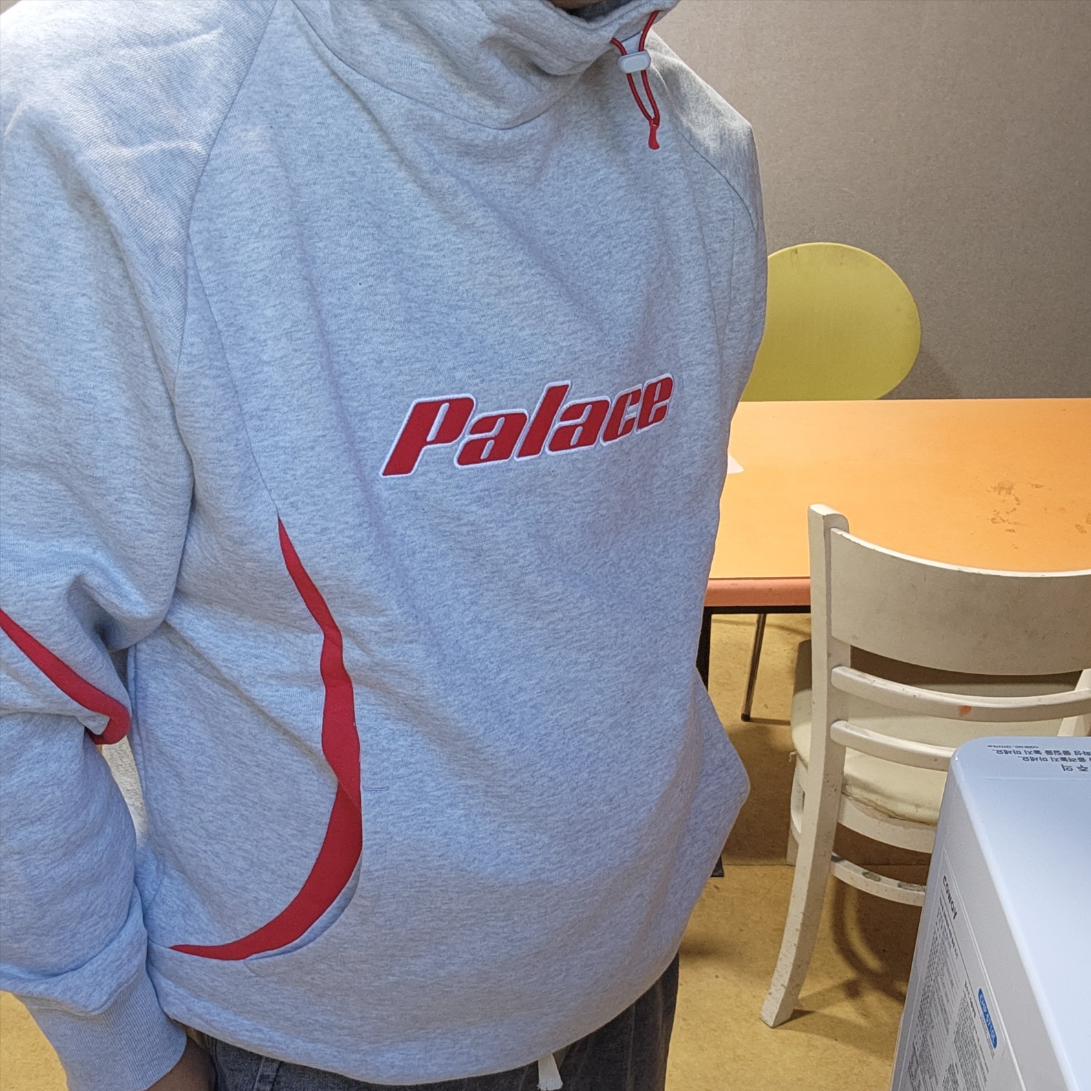Palace Inserto Hood Grey Marl - 23FW 착용 스타일 - 2