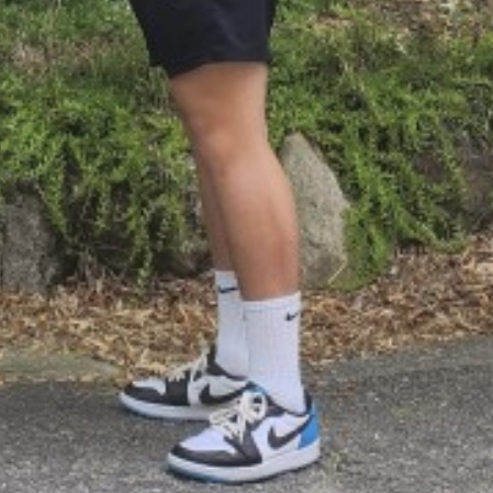 Jordan 1 Retro Low OG Black and Dark Powder Blue 착용 스타일