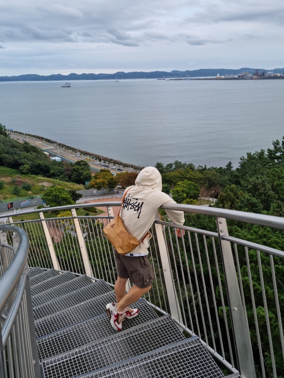 New Era x Fear of God 59FIFTY Corduroy Size Cap Walnut, Nike ACG Cargo Shorts Ironstone - Asia 착용 스타일 - 4