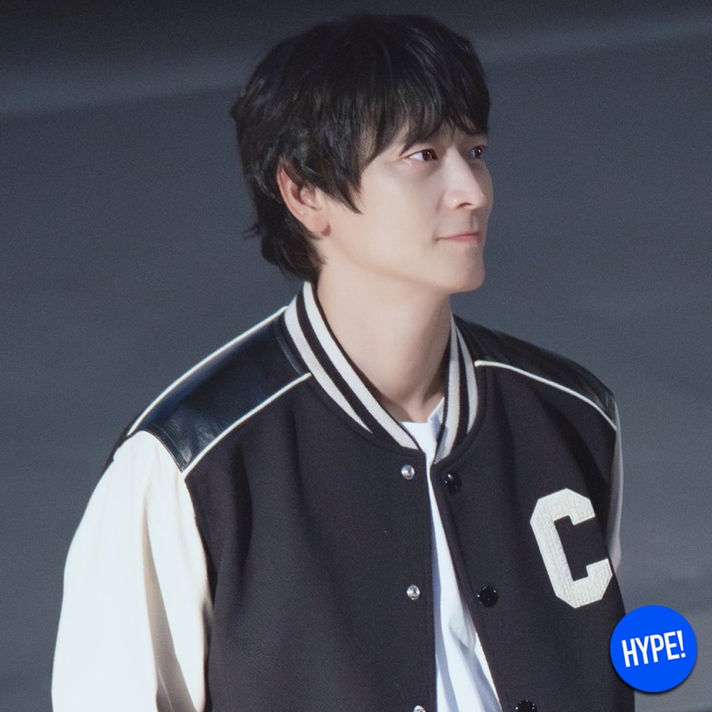 Celine Classic Teddy Jacket in Textured Wool Black 착용 스타일 - 4