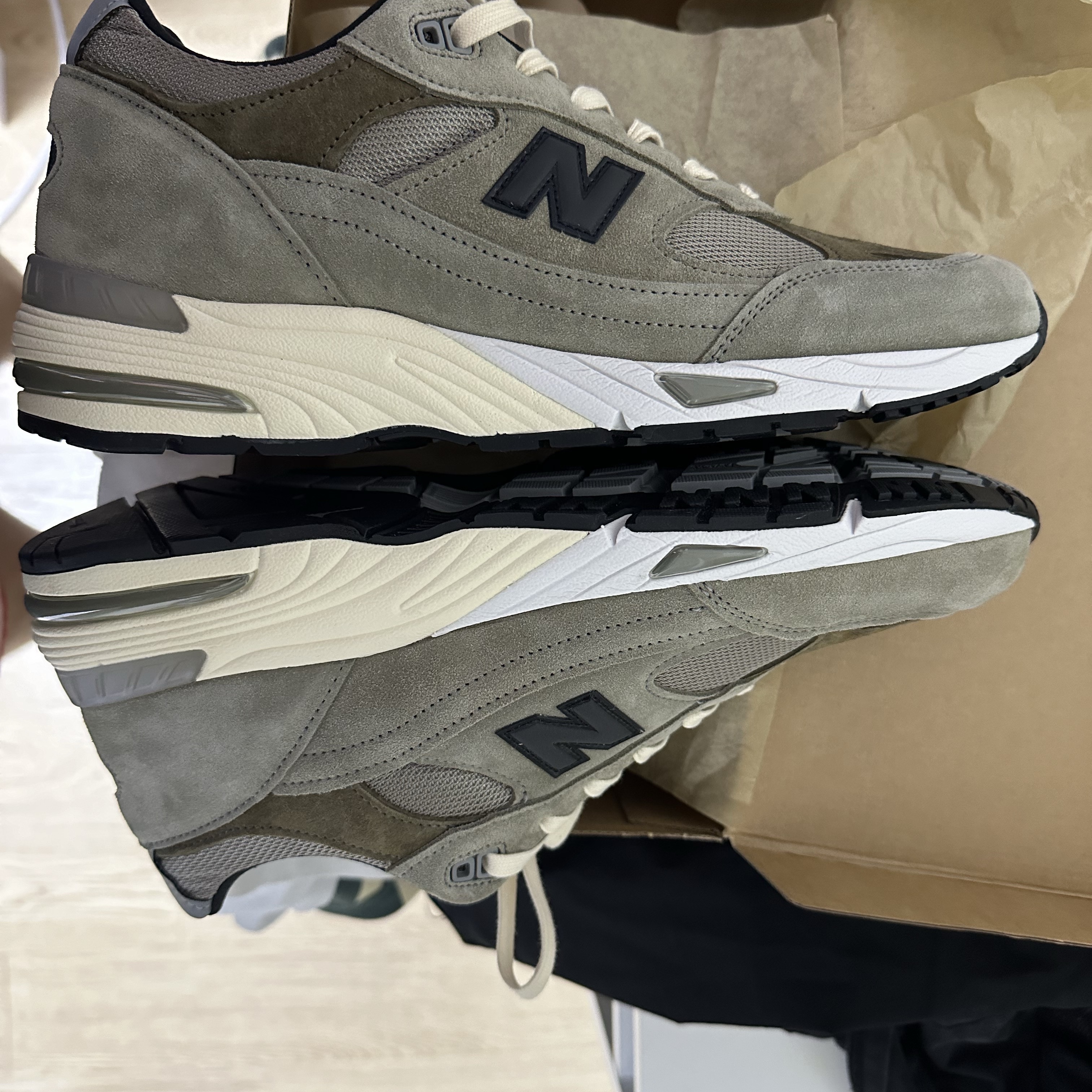 New Balance x JJJJound 991 Made in UK Grey 착용 스타일 - 3