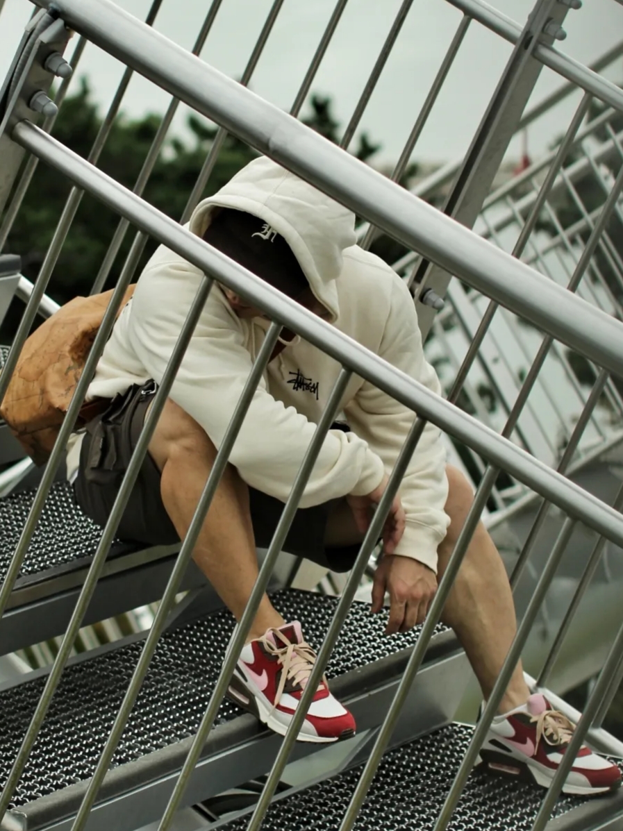 New Era x Fear of God 59FIFTY Corduroy Size Cap Walnut, Nike ACG Cargo Shorts Ironstone - Asia 착용 스타일 - 2