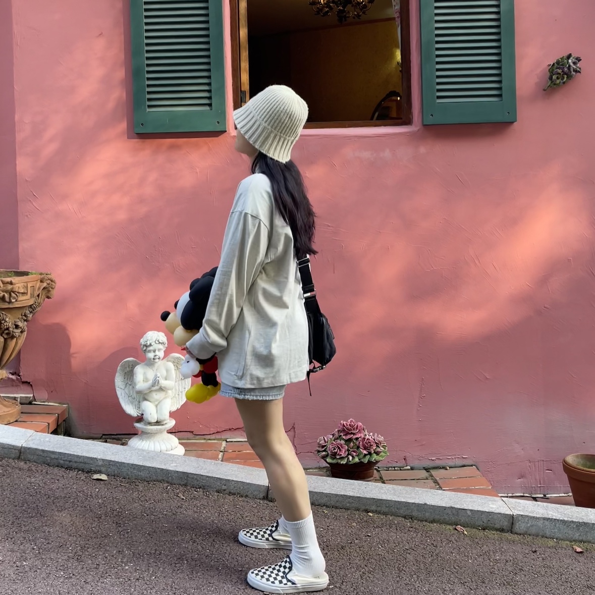 Essentials The Core Collection Long Sleeve T-Shirt Light Oatmeal 착용 스타일 - 4