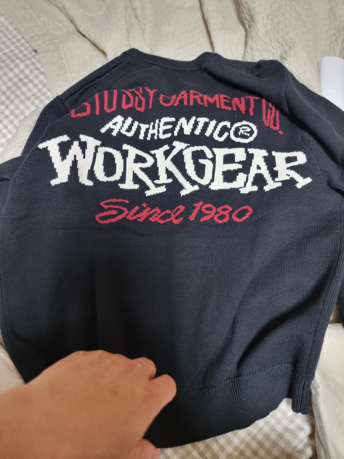 Stussy Authentic Workgear Sweater Black 착용 스타일
