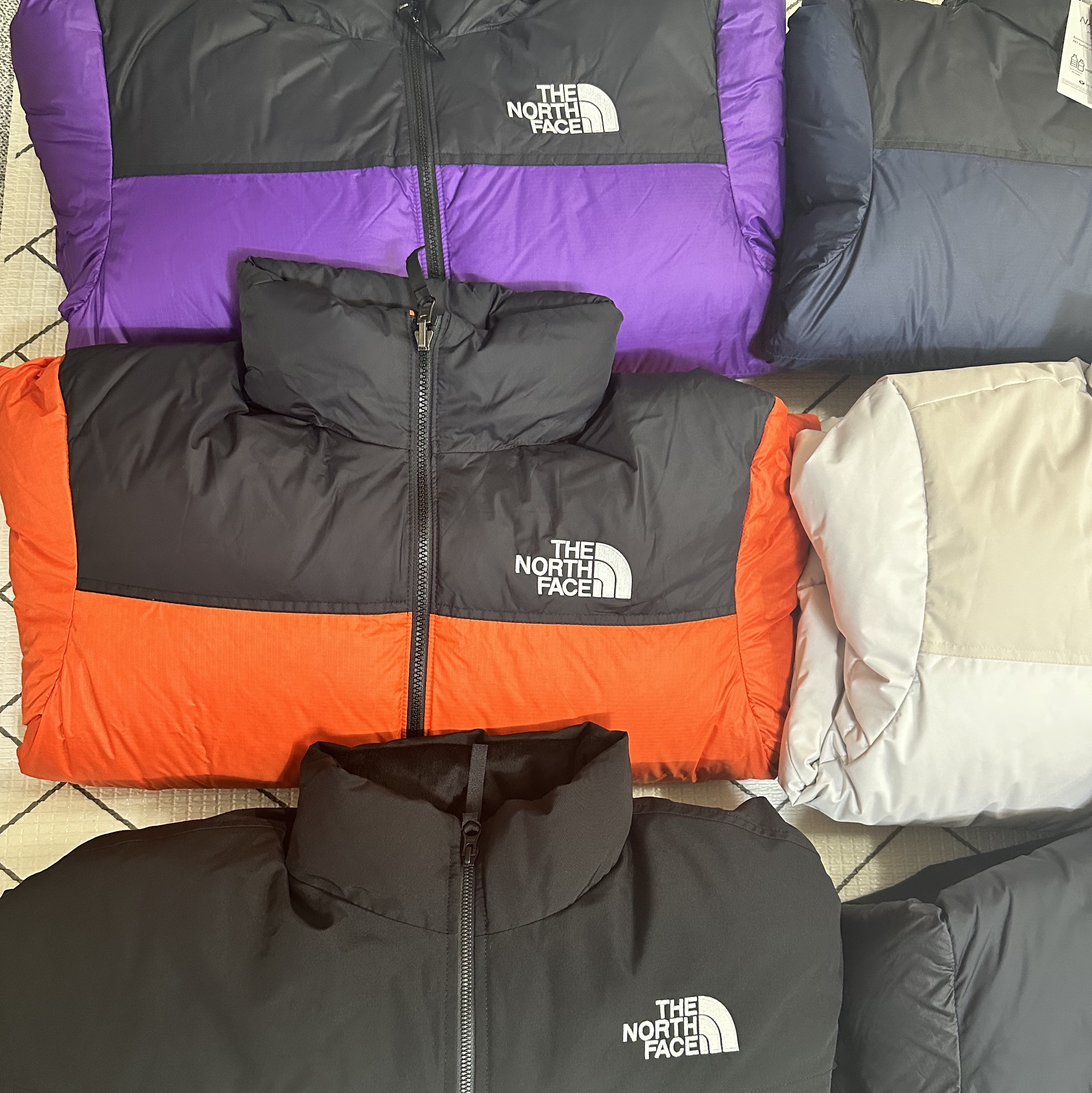 The North Face 1996 Eco Nuptse Jacket Navy 착용 스타일 - 2
