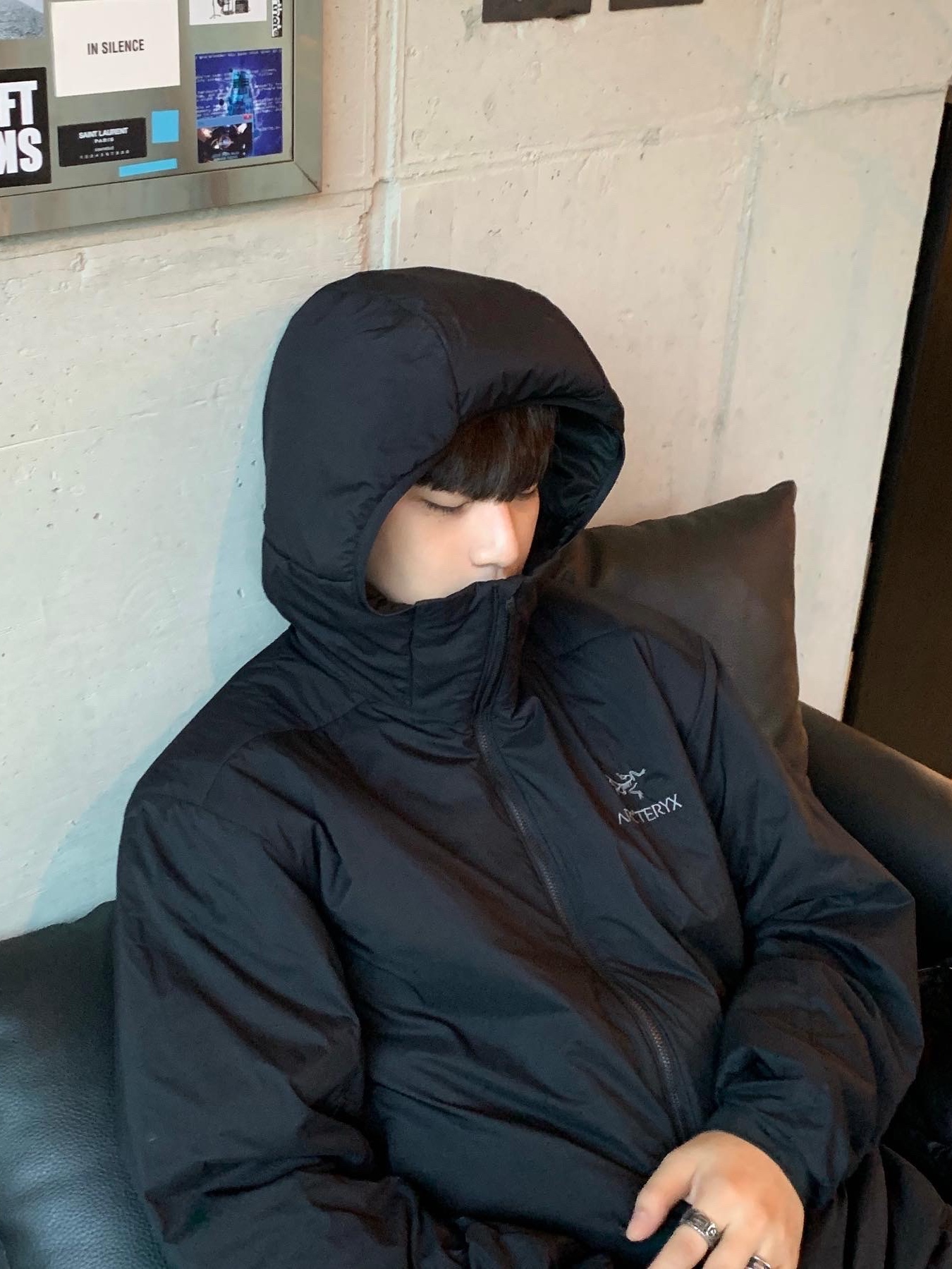 Arc'teryx Atom LT Hoody Black 착용 스타일