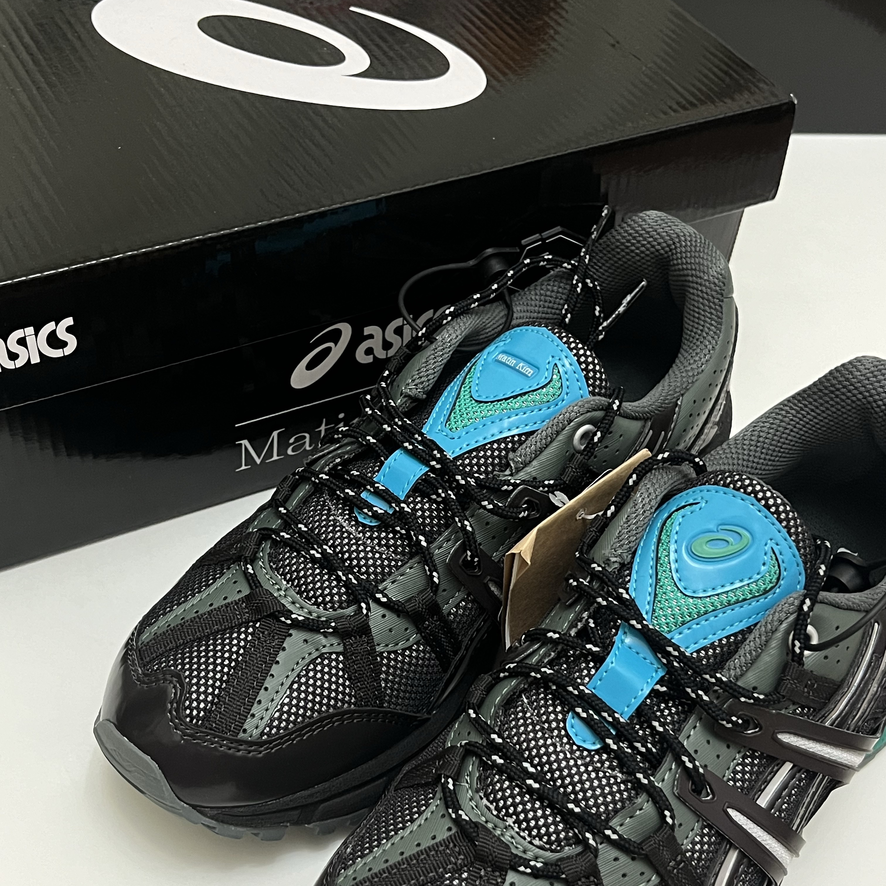 (W) Asics x Matin Kim Gel-Sonoma 15-50 Black Pure Silver 착용 스타일 - 1