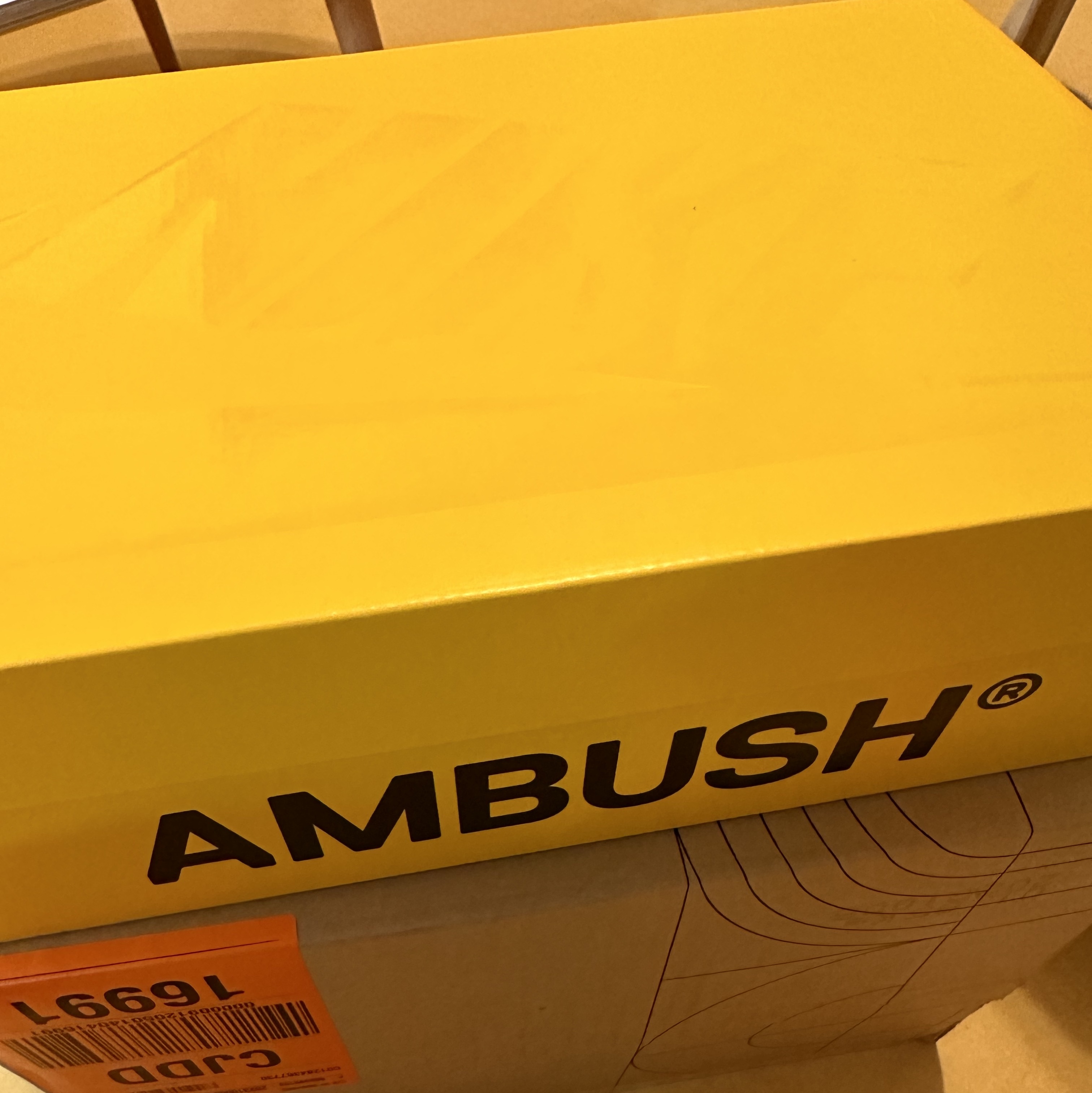 Nike x Ambush Air More Uptempo Low Black and White 착용 스타일 - 1