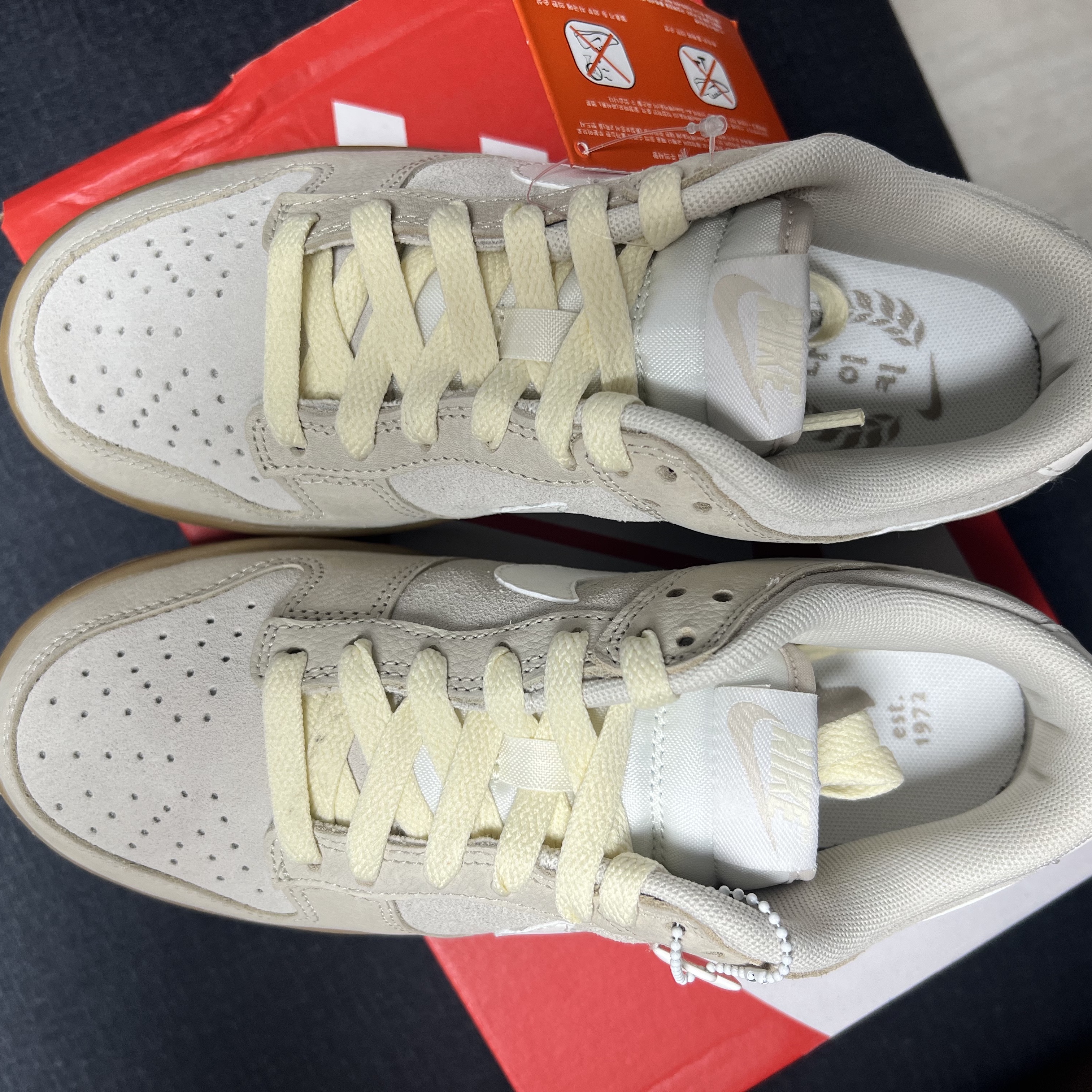 (W) Nike Dunk Low Hangul Day Light Orewood Brown Sail 착용 스타일 - 1