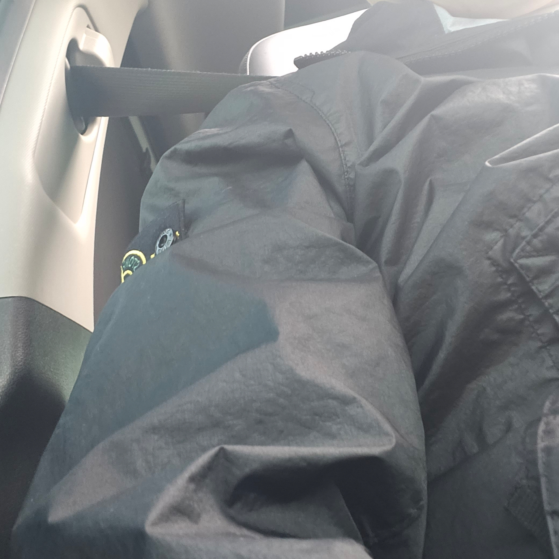 Stone Island 40723 Membrana 3L TC Hooded Jacket Black - 23SS 착용 스타일