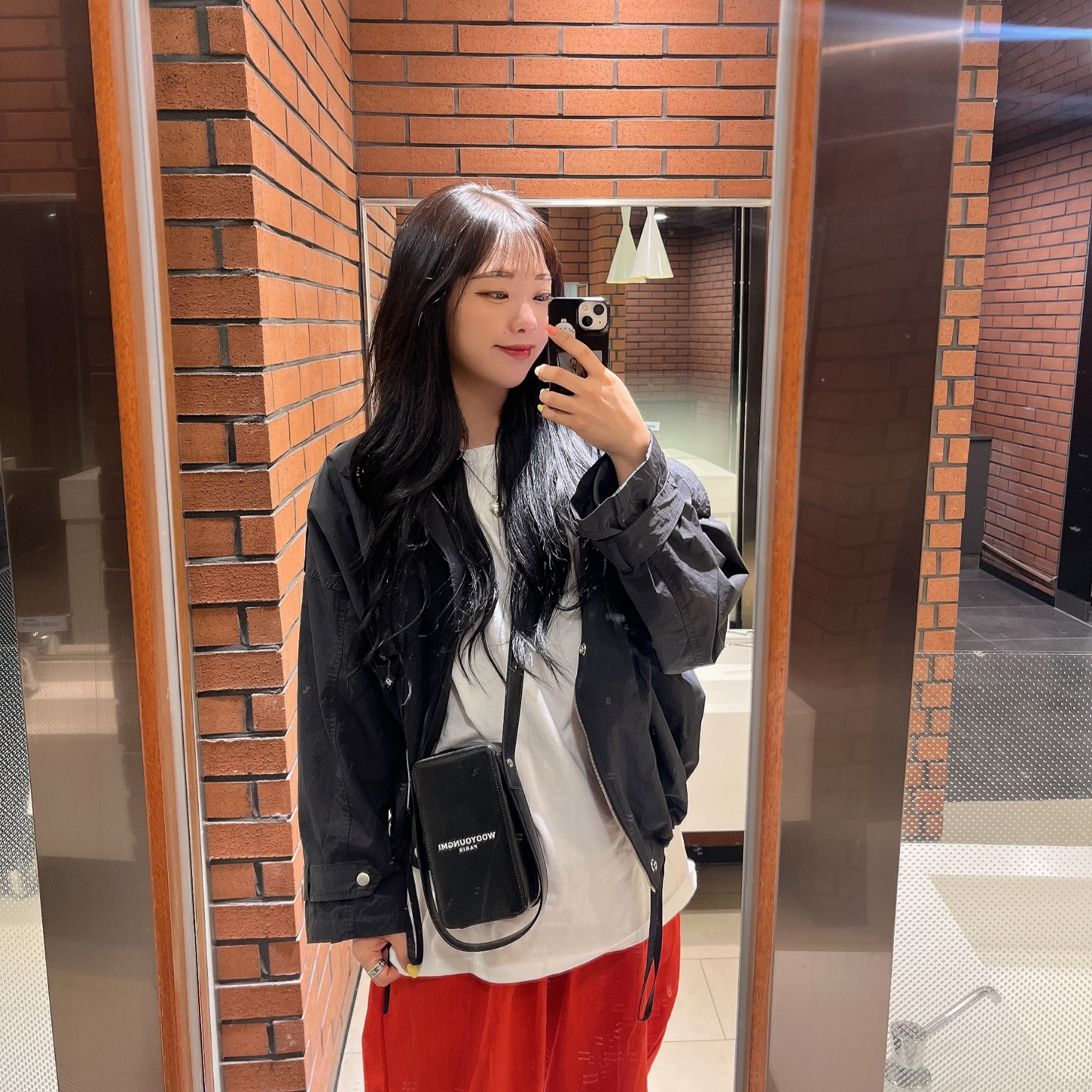 Wooyoungmi Mini Shoulder Bag Black, Gucci Double G Ring Silver Aged Finish 착용 스타일