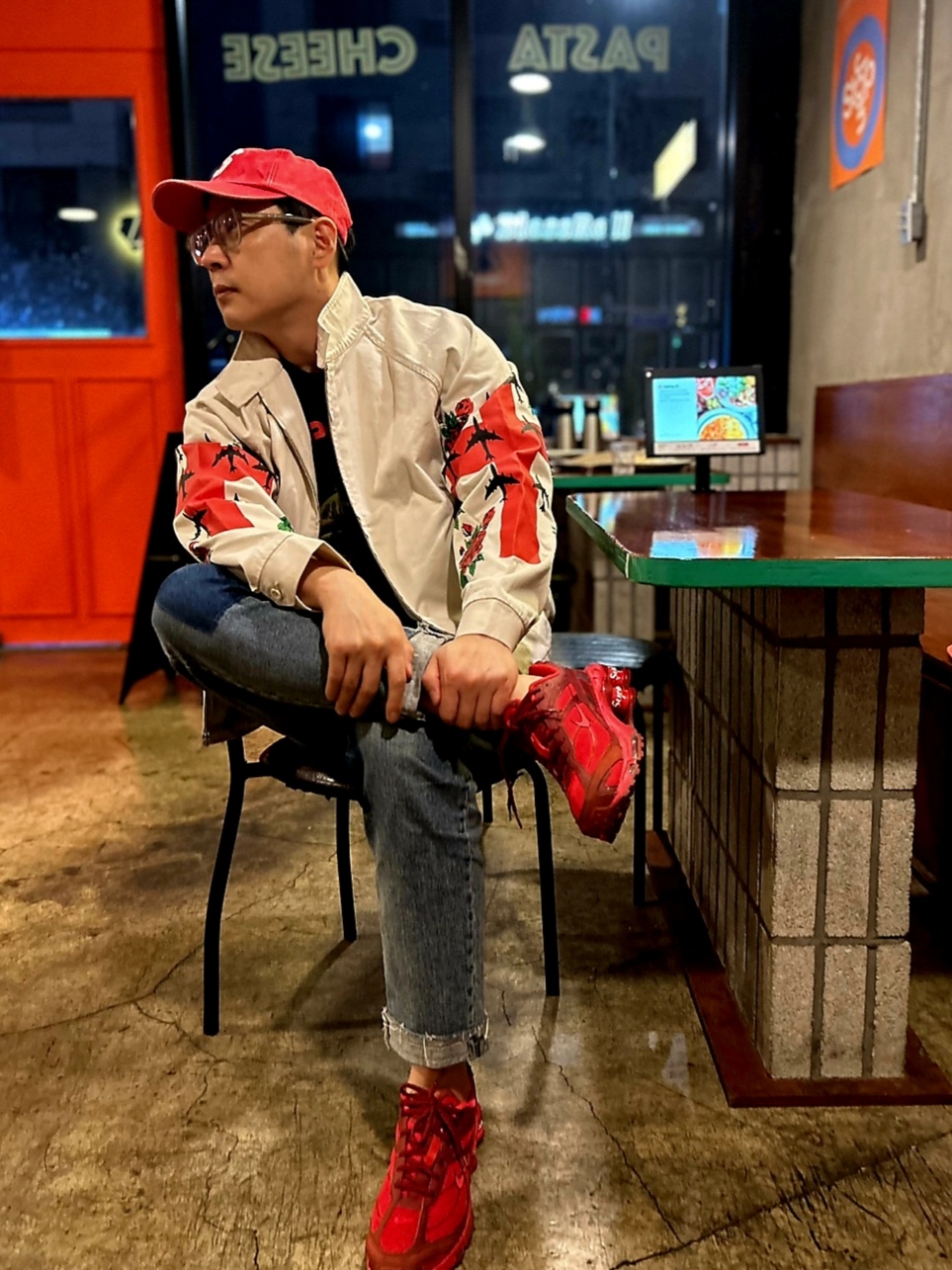 Supreme Destruction Of Purity Harrington Jacket Stone - 23SS, Supreme Pigment Canvas S Logo 6-Panel Red - 23SS 착용 스타일 - 2