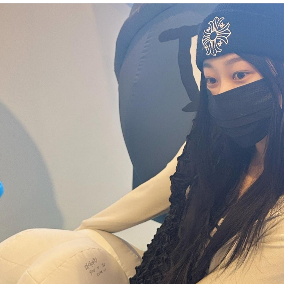 Chrome Hearts Wool Beanie Black White 착용 스타일 - 2