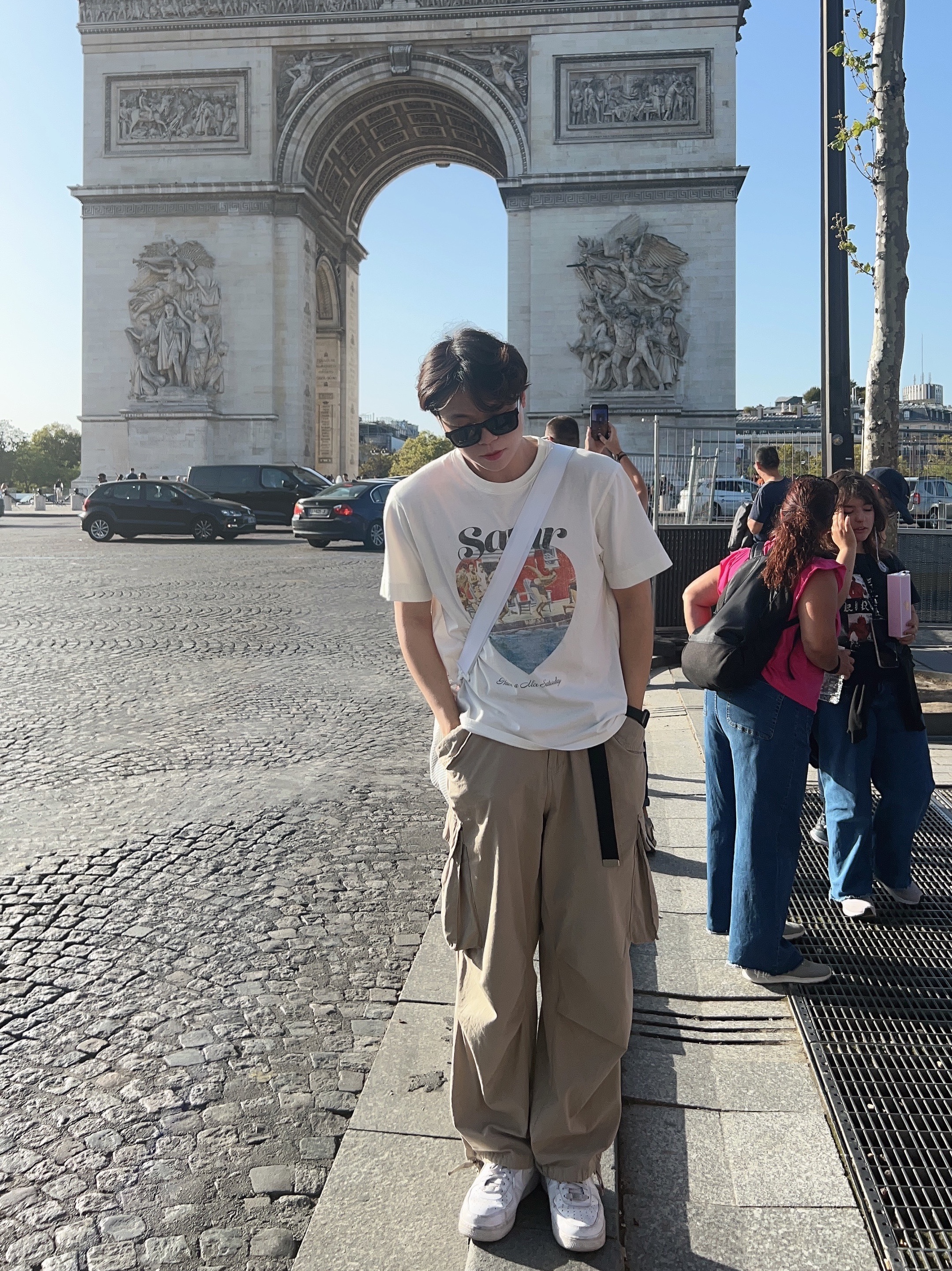 Supreme Small Box Shirt Denim - 23FW, Supreme Mesh Duffle Bag White - 23SS 착용 스타일 - 3