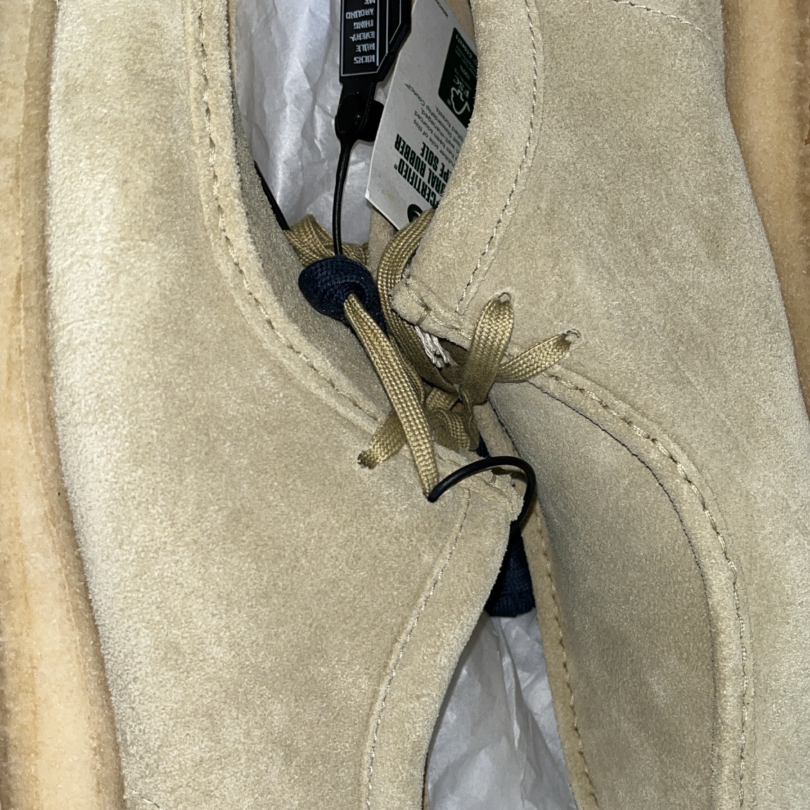 Clarks Wallabee Maple Suede 착용 스타일