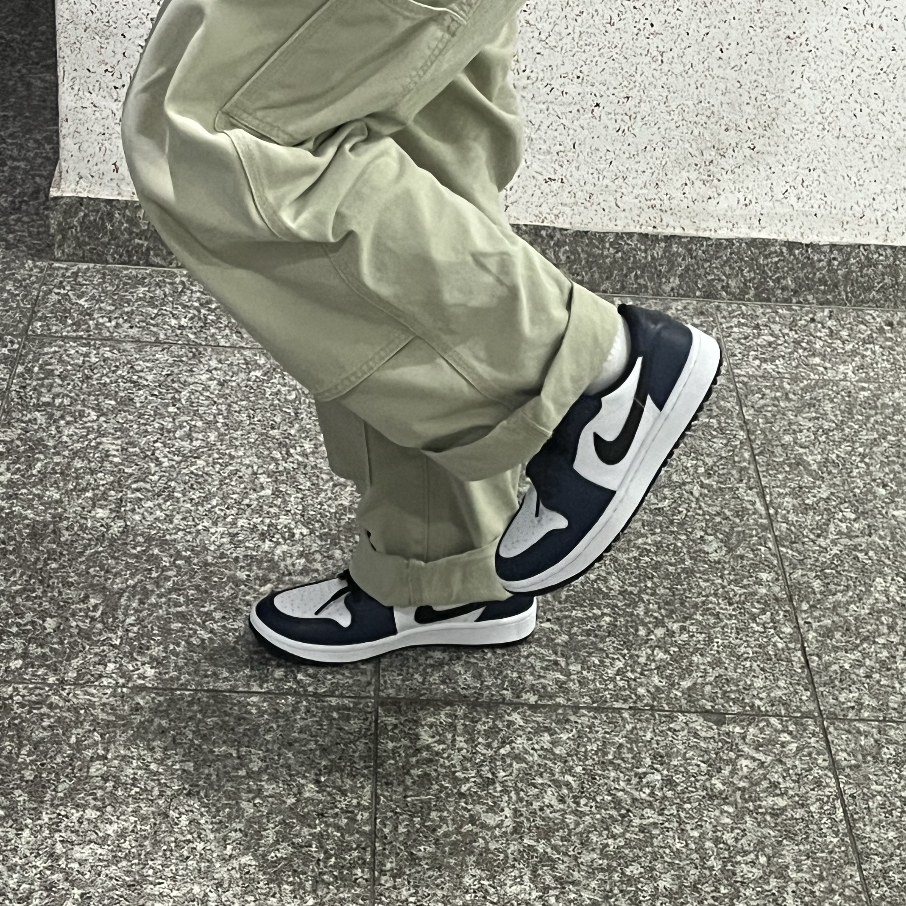 Jordan 1 Low Golf Midnight Navy 착용 스타일