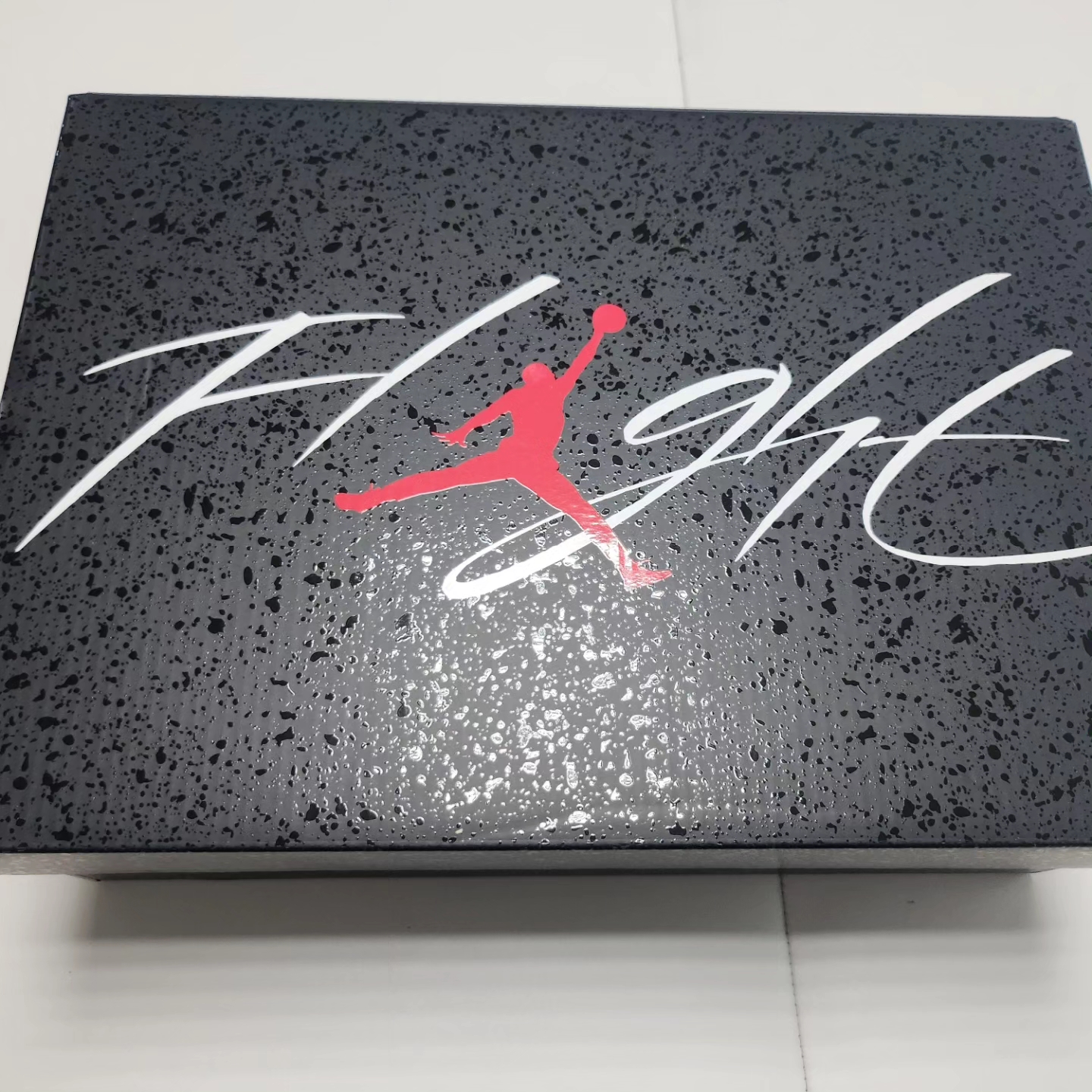 Jordan 4 Retro Red Cement 착용 스타일 - 1