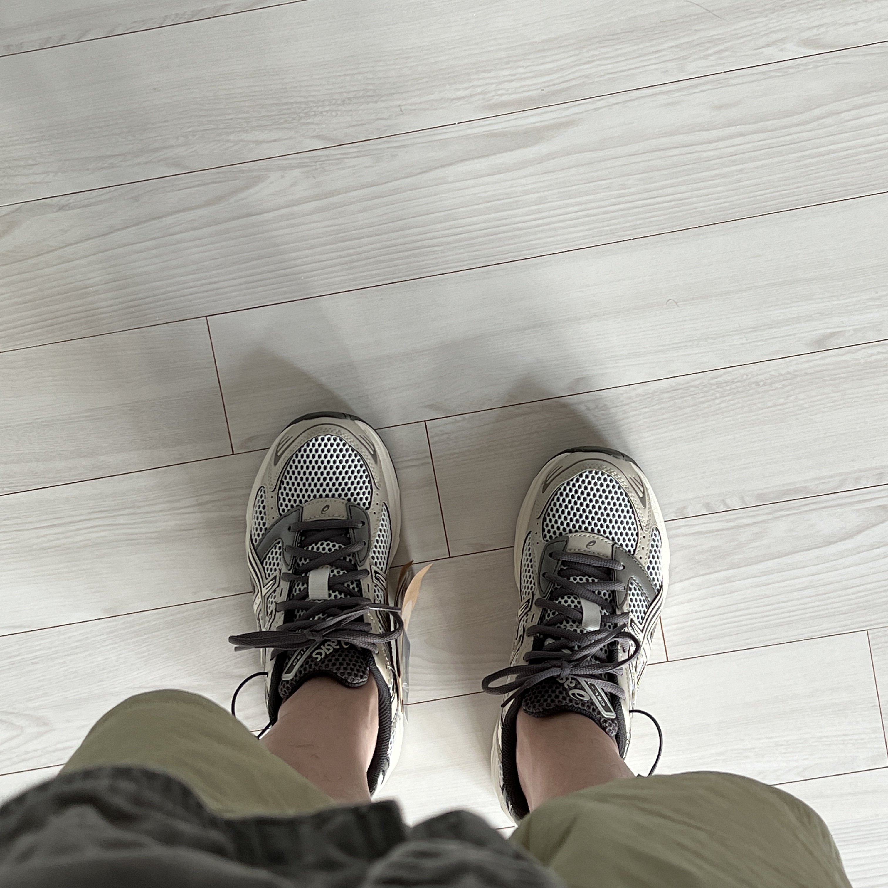 Asics Gel-1130 Birch Dark Taupe - Korea Exclusive 착용 스타일