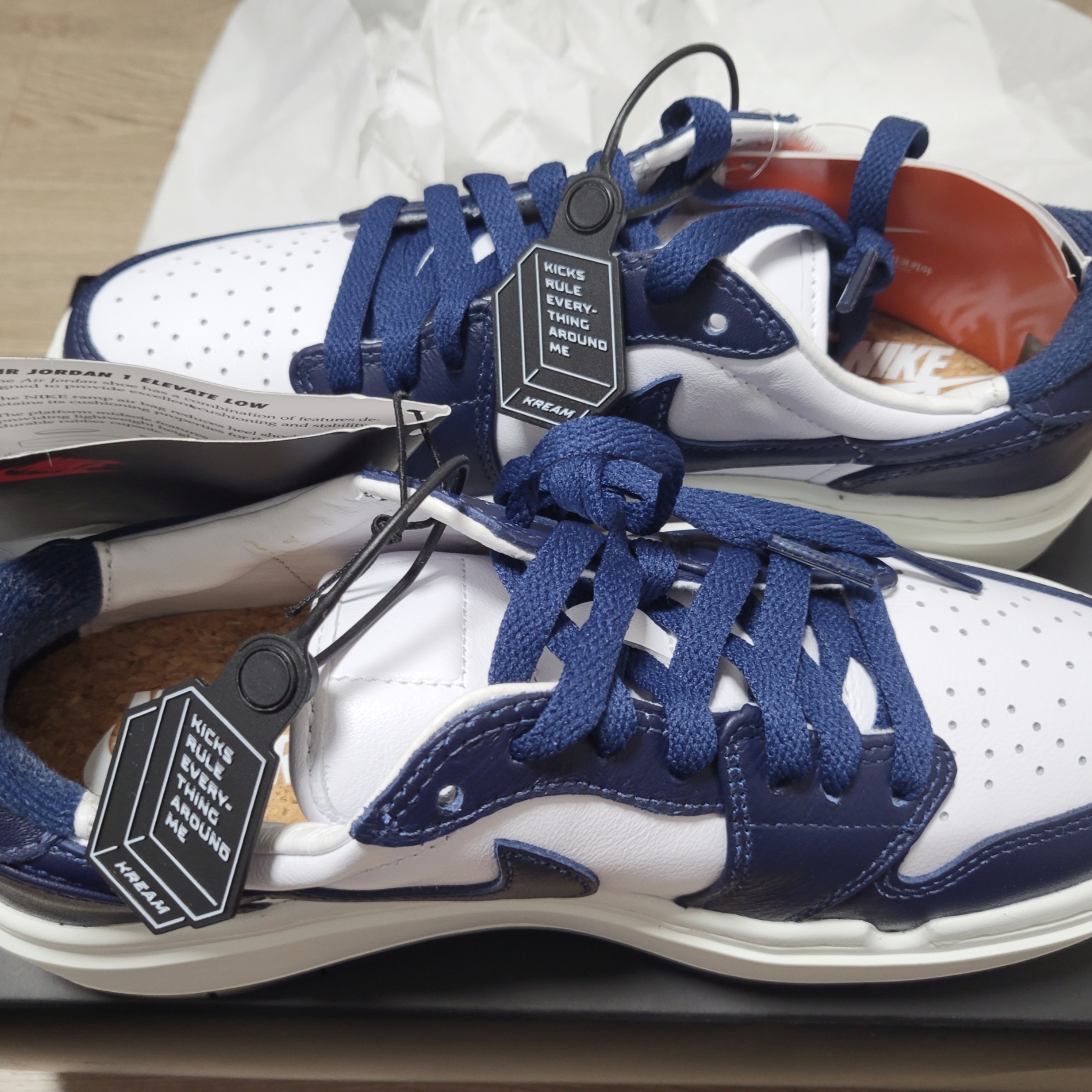 (W) Jordan 1 Elevate Low Midnight Navy 착용 스타일