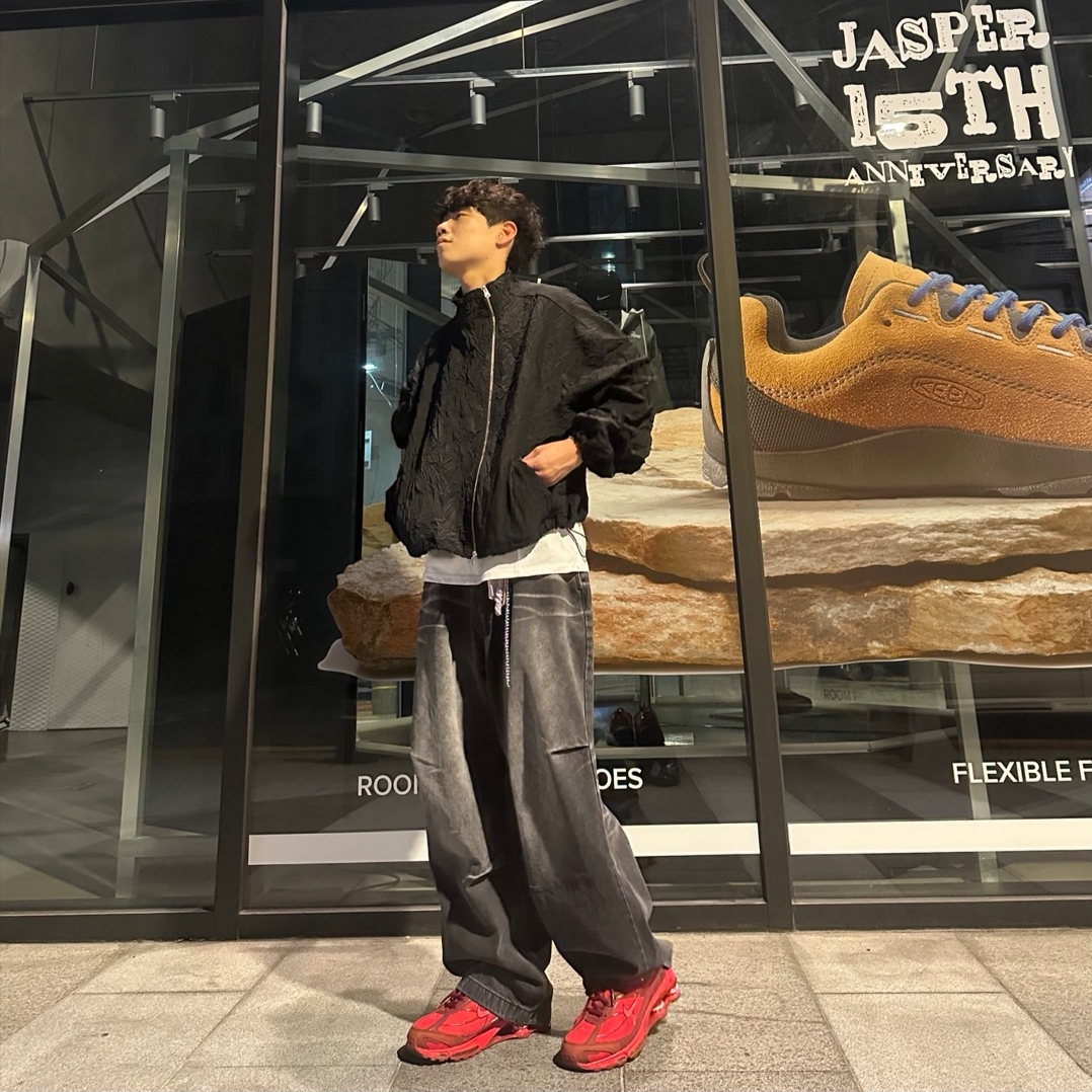 Nike x Supreme Shox Ride 2 SP Red, [KREAM 단독] Etce Smocking Baggy Jean Grey 착용 스타일 - 2
