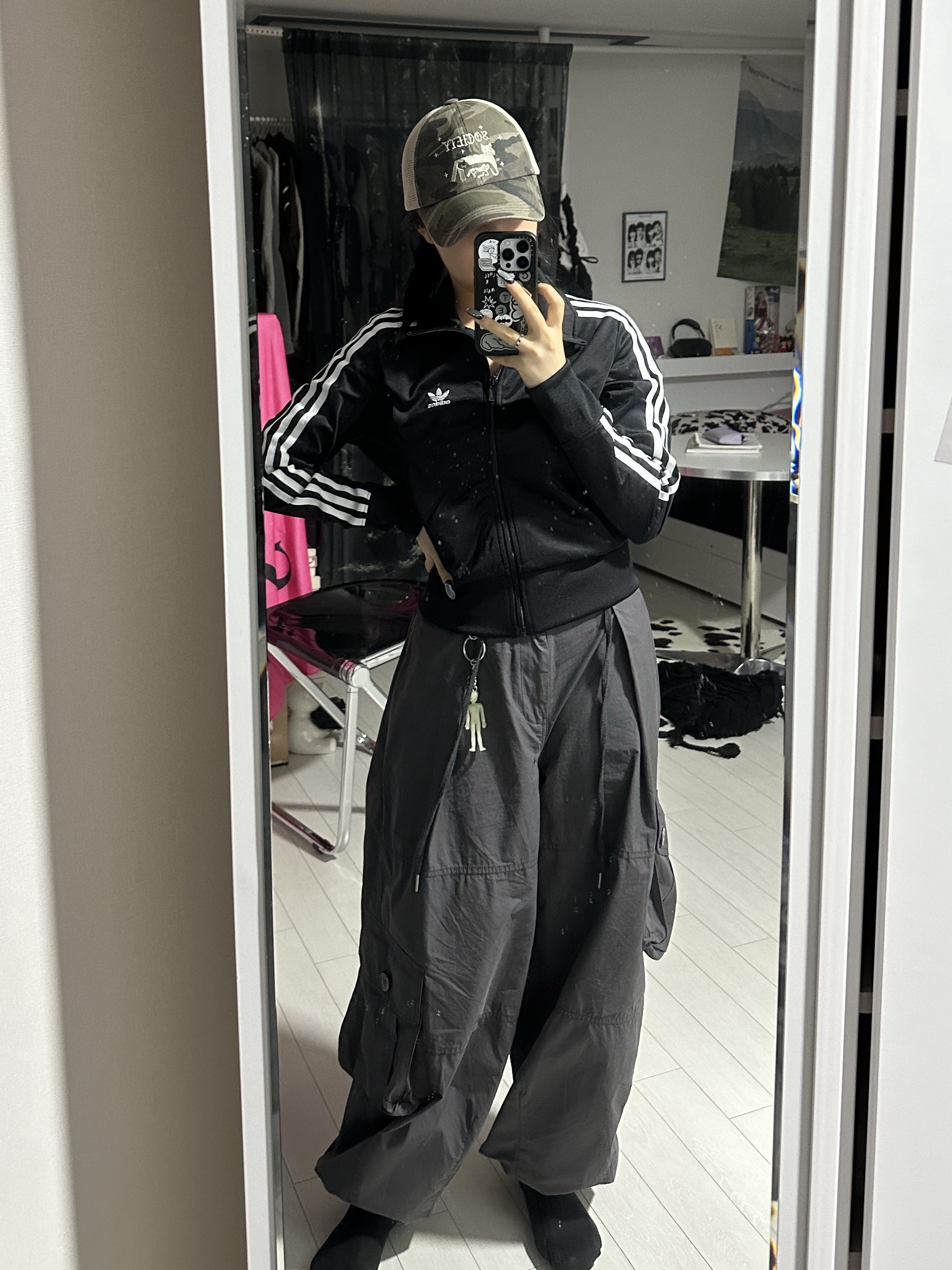 (W) Adidas Adicolor Classic Firebird Track Top Black - KR Sizing 착용 스타일