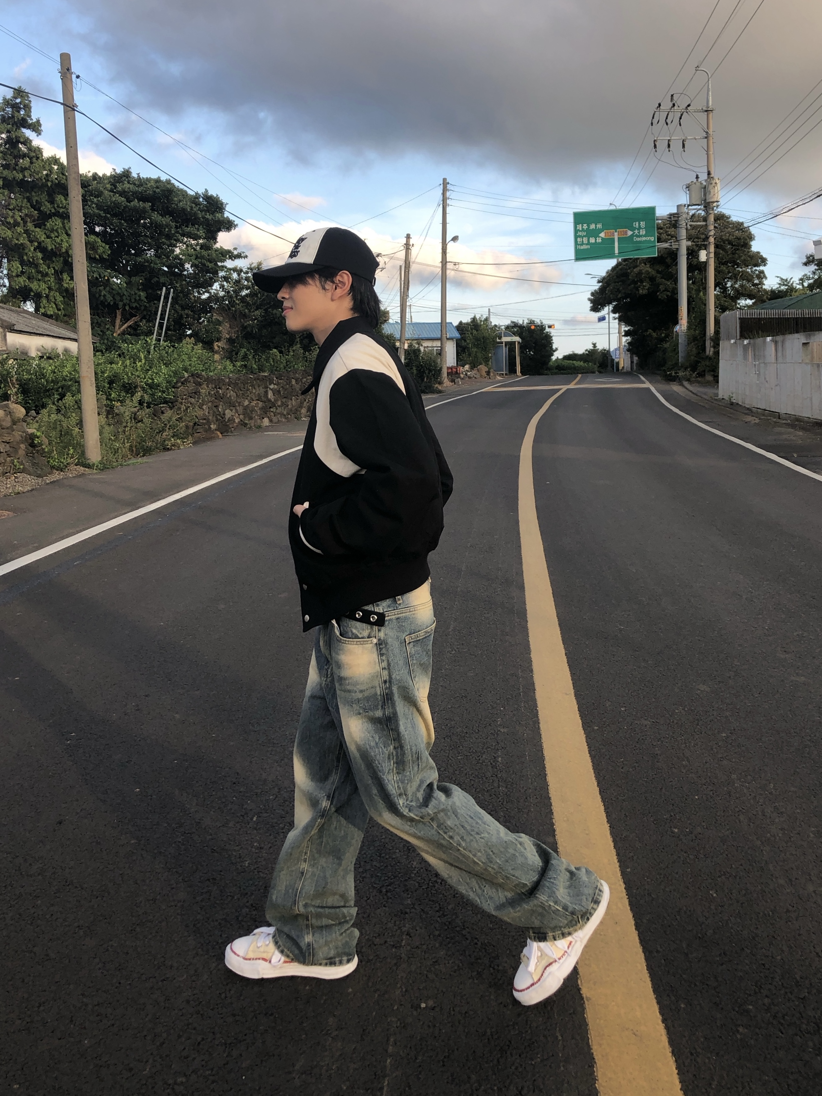 Maison Mihara Yasuhiro Peterson OG Sole Canvas Low-top Sneakers Natural 착용 스타일 - 2