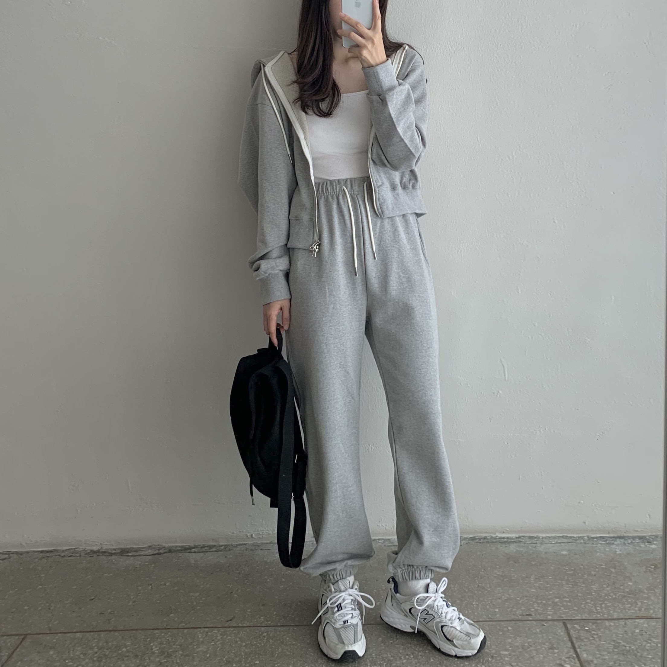 New Balance 530 White 착용 스타일 - 1