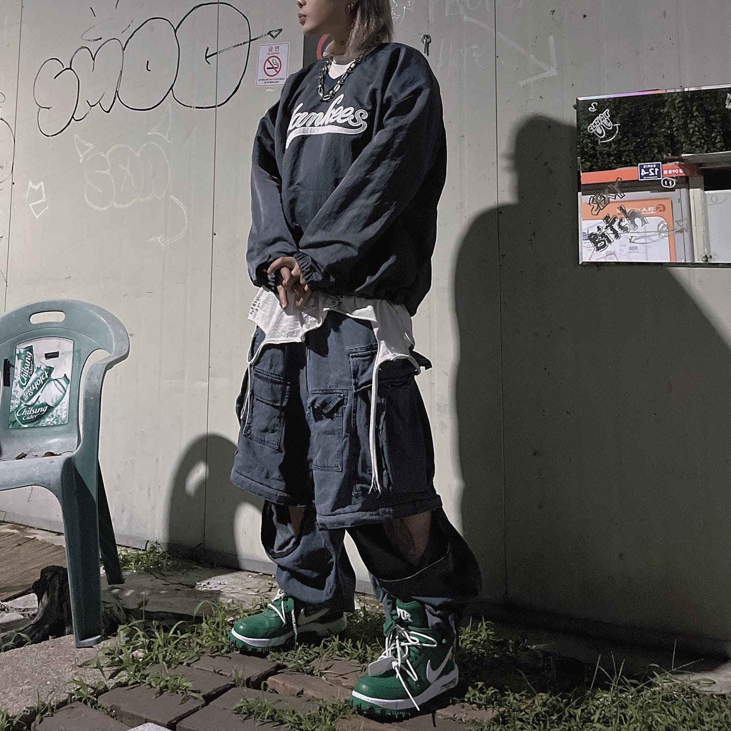Nike x Off-White Air Force 1 Mid SP Leather Pine Green 착용 스타일 - 2