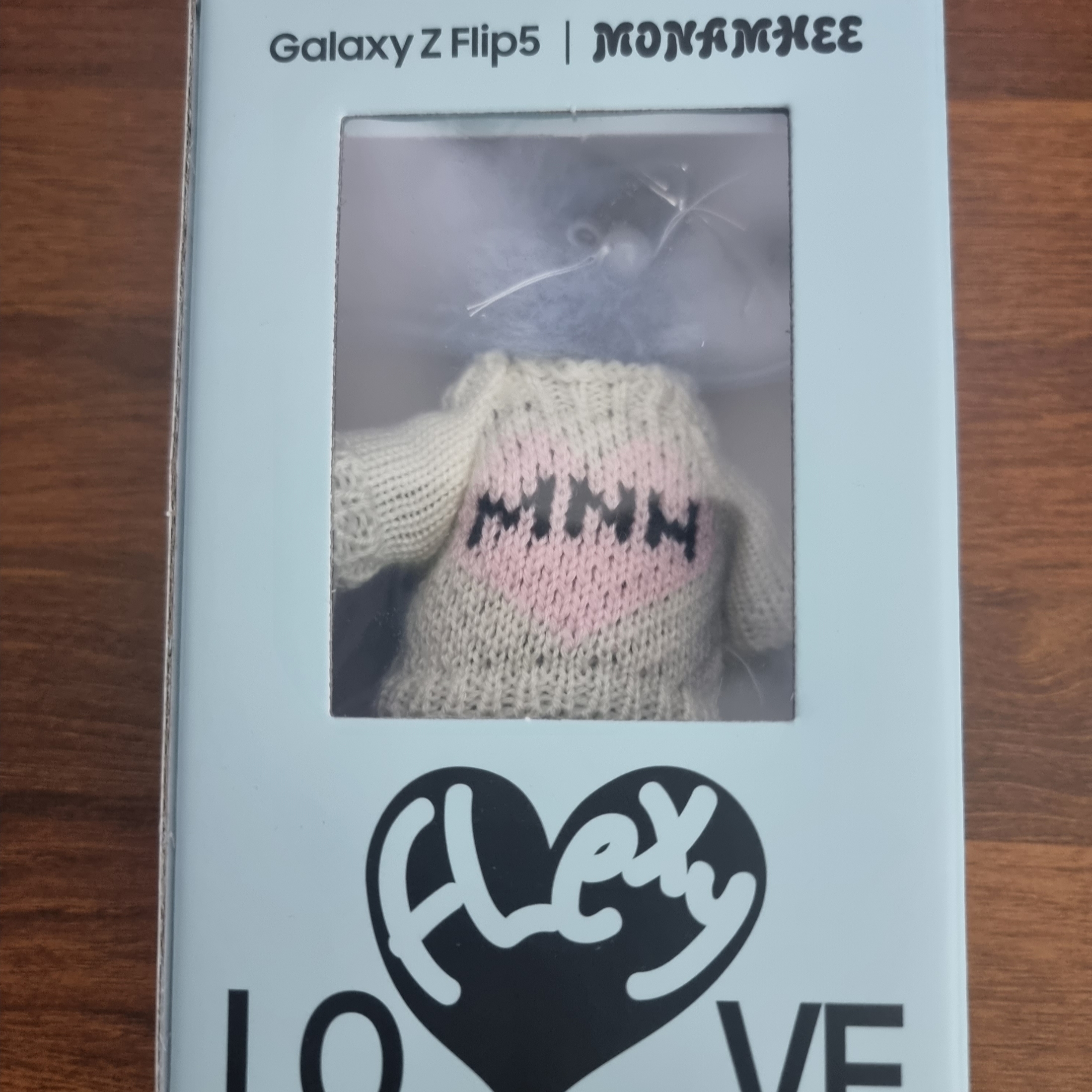Monamhee Love Flexy Keyring Blue 착용 스타일 - 2
