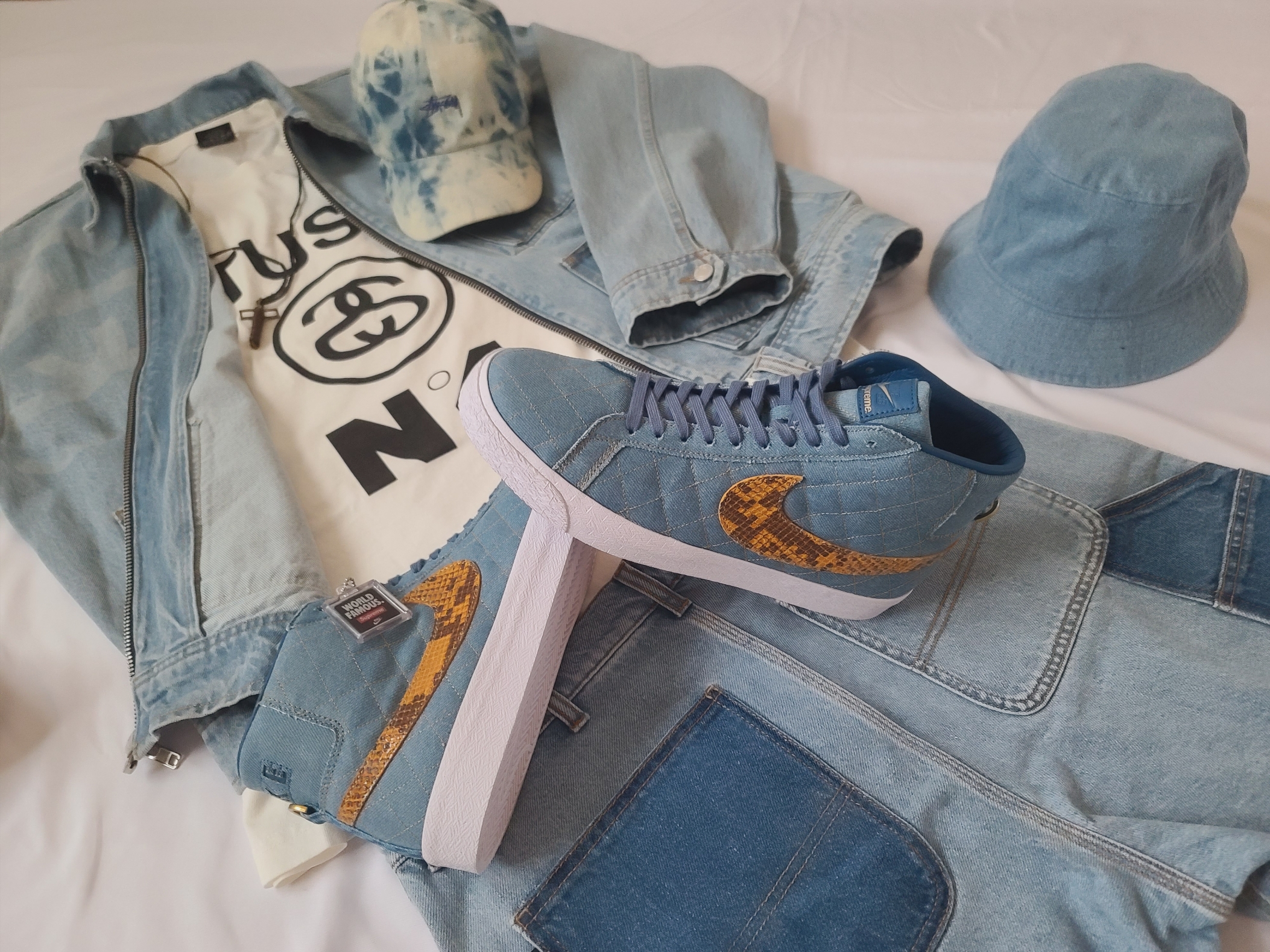Stussy Pigment Dyed Stussy No.4 T-Shirt Natural, Nike x Supreme SB Zoom Blazer Mid QS 2 Industrial Blue 착용 스타일 - 2