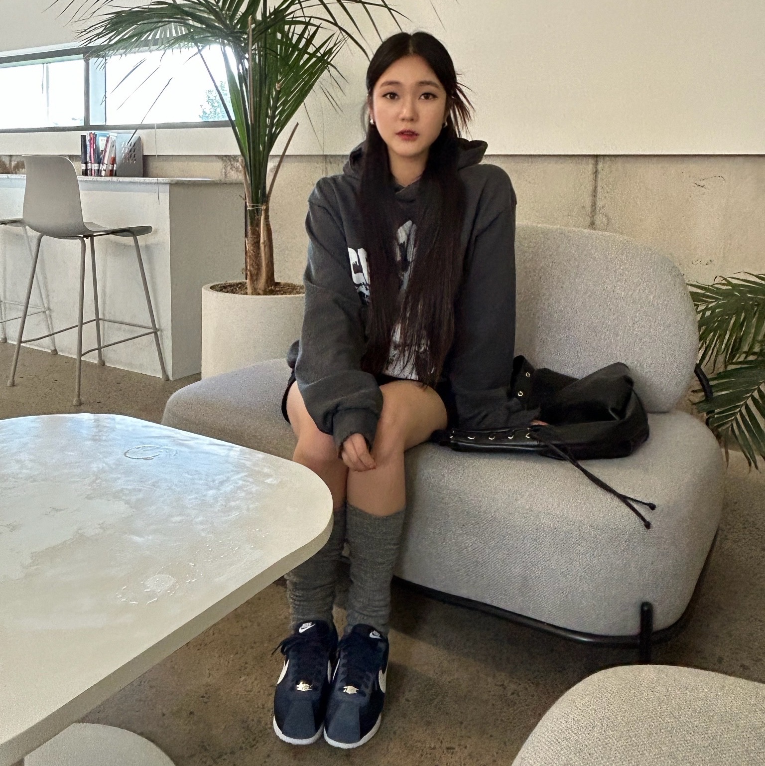 (W) Nike Cortez Midnight Navy 착용 스타일 - 2